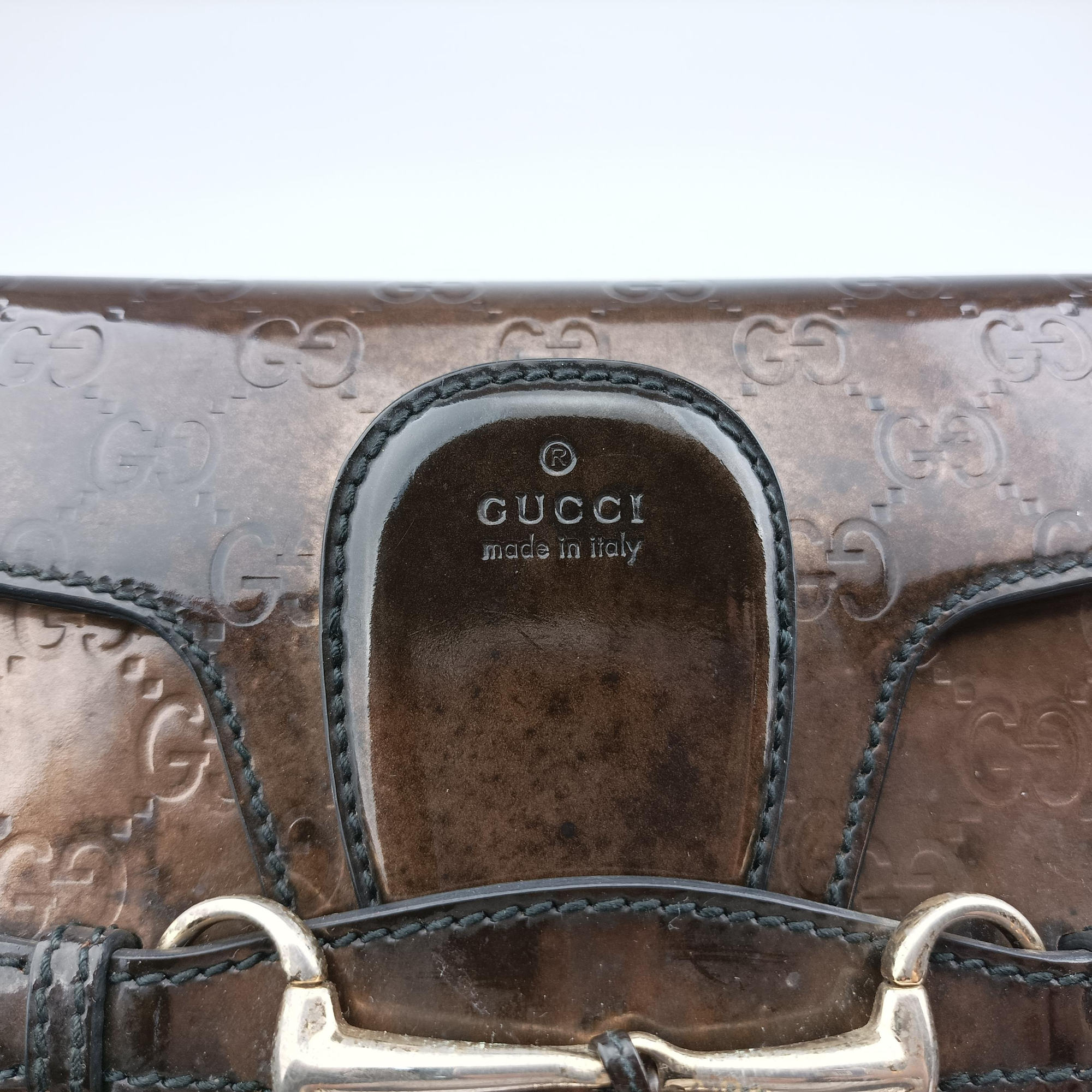 Pre-owned Gucci Emily Golden Patent 295402 shoulderbag | stylenewstar