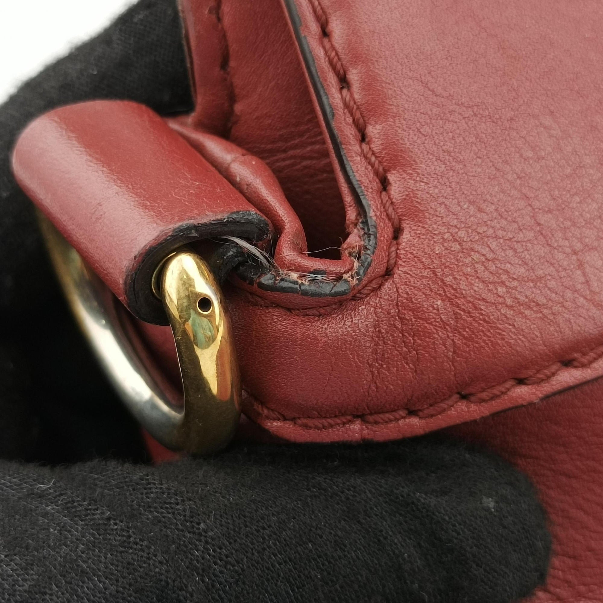 Secondhand Gucci Guccissima Tender Red Leather 269925 shoulderbag | stylenewstar