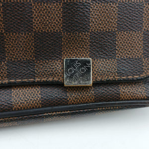 Pre-owned Louis Vuitton District MM EBENE Damier Canvas N41032 shoulderbag | stylenewstar