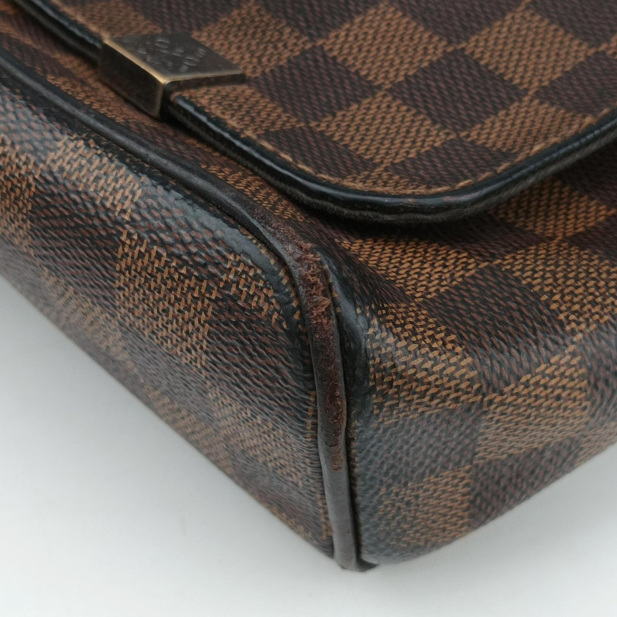 Pre-owned Louis Vuitton District MM EBENE Damier Canvas N41032 shoulderbag | stylenewstar