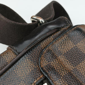 Pre-owned Louis Vuitton District MM EBENE Damier Canvas N41032 shoulderbag | stylenewstar