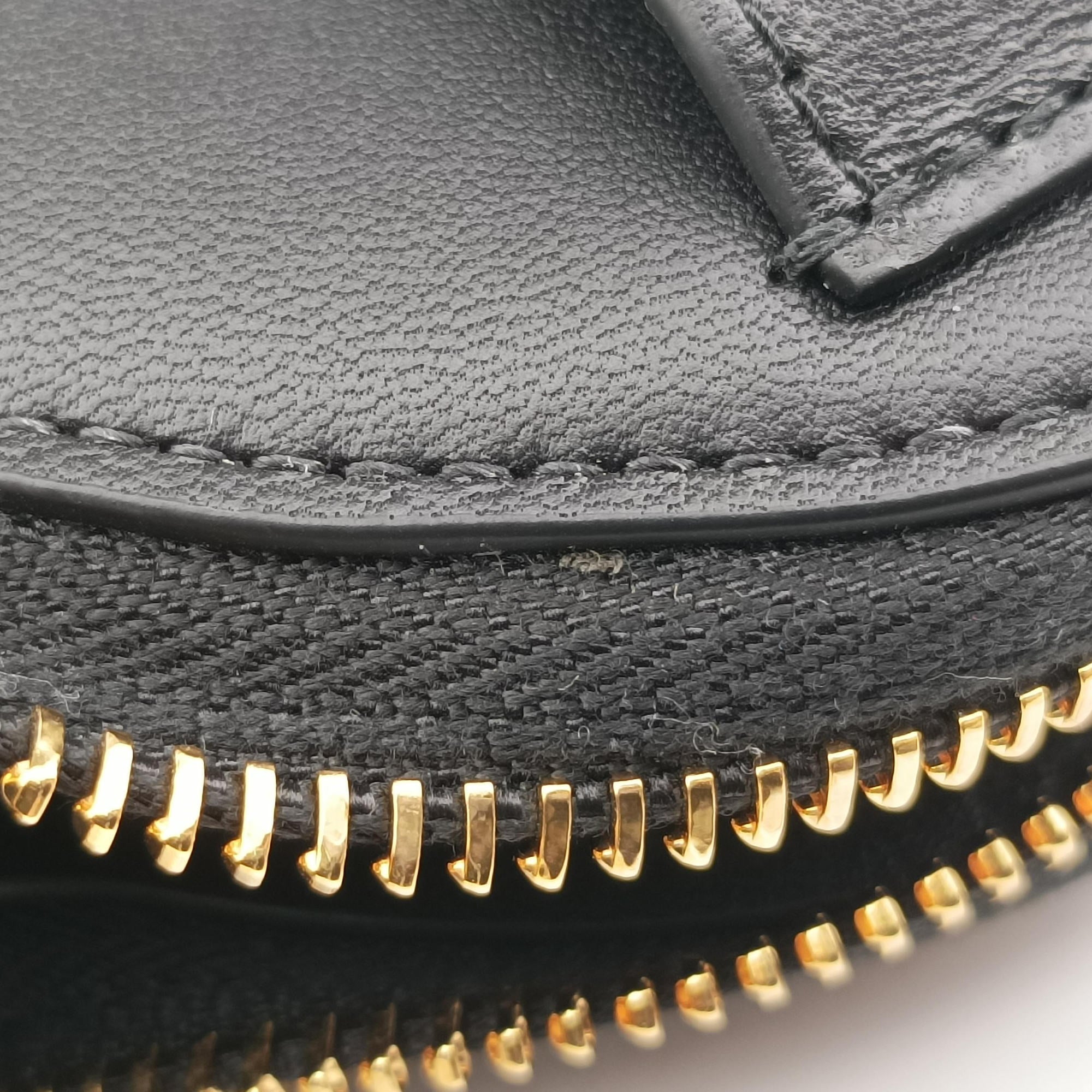 Pre-owned Christian Dior 30 Montaigne Removable Black Lambskin  bum bag/waist bag | stylenewstar
