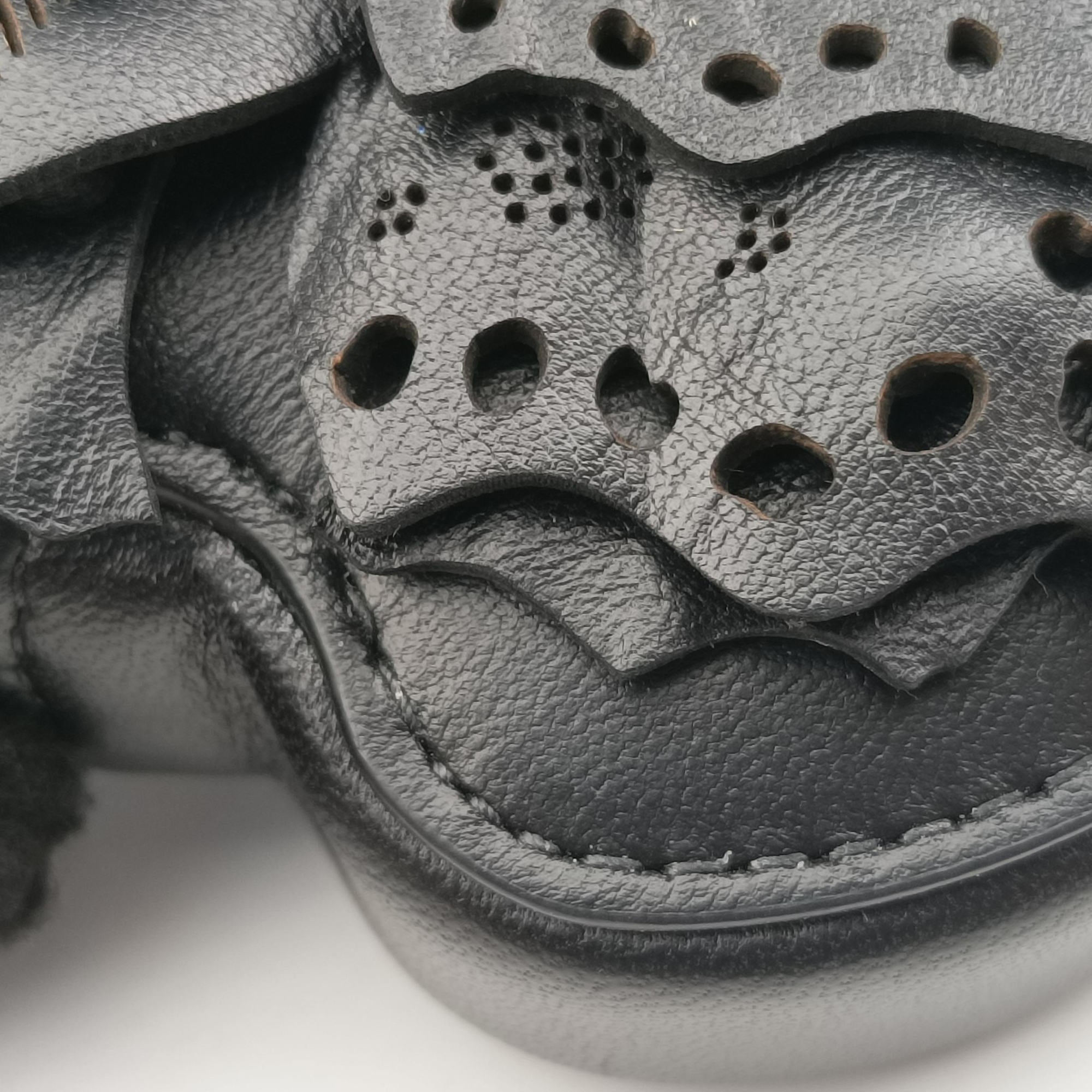 Pre-owned Christian Dior 30 Montaigne Removable Black Lambskin  bum bag/waist bag | stylenewstar