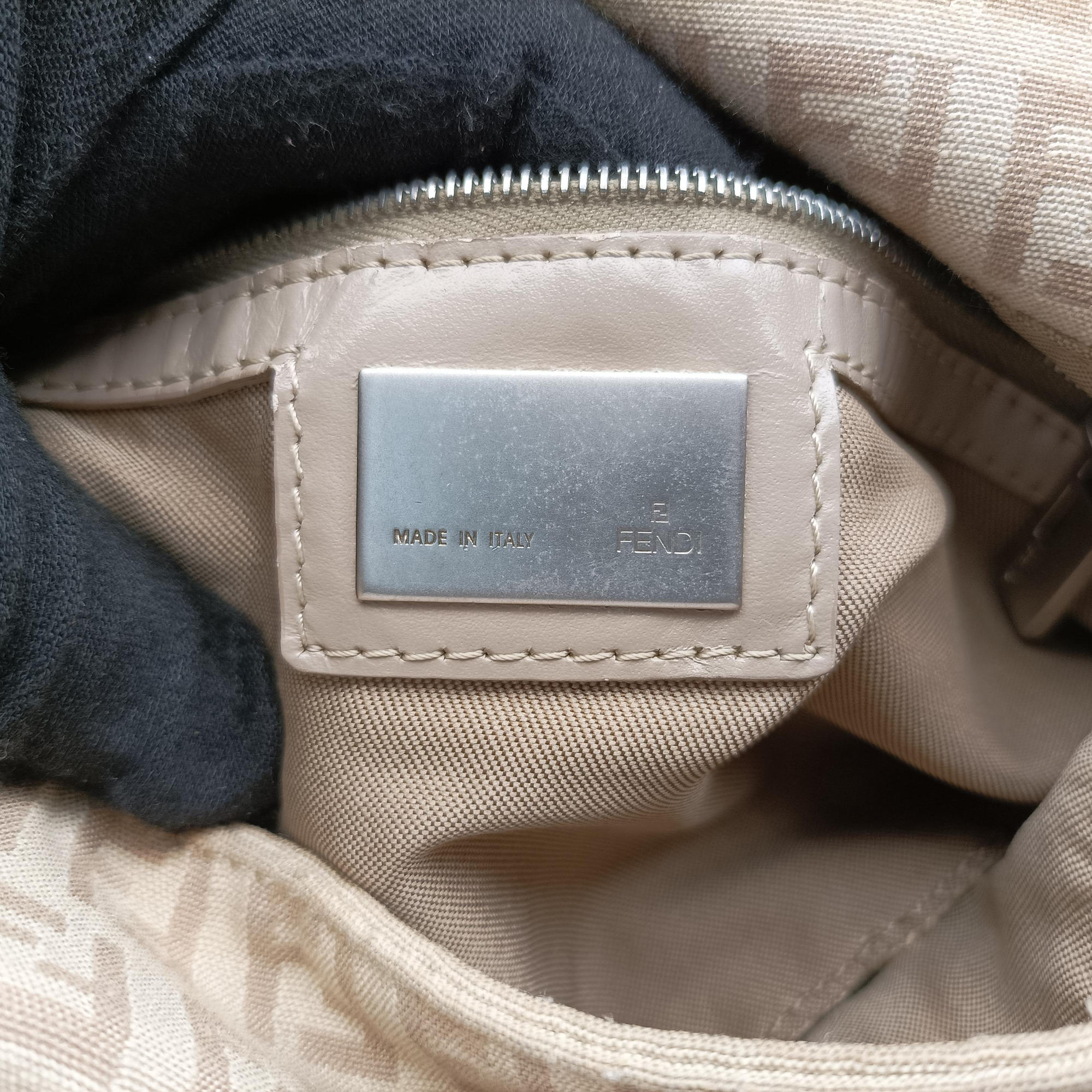Vintage Fendi Mama Baguette Zucchino Beige canvas× Leather 8BR001 handbag | stylenewstar