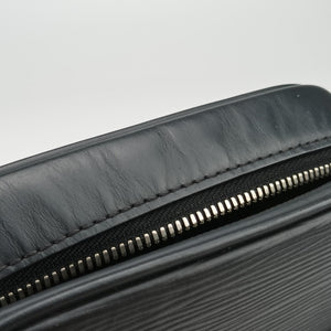Pre-owned Louis Vuitton Danube PM Supreme Collaboration Noir epi M53431 shoulderbag | stylenewstar