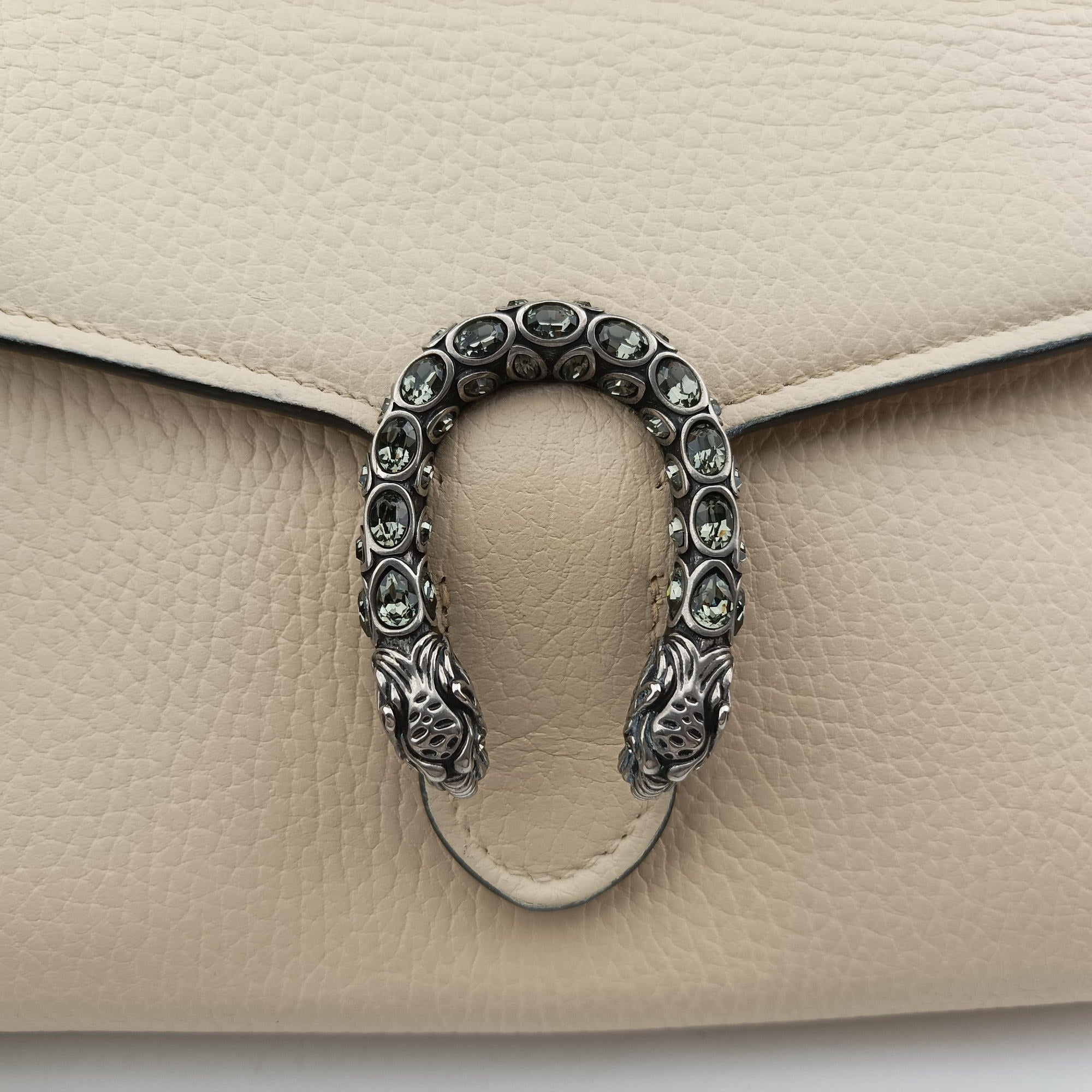 Secondhand Gucci Dionysus White Leather 401231 shoulderbag | stylenewstar