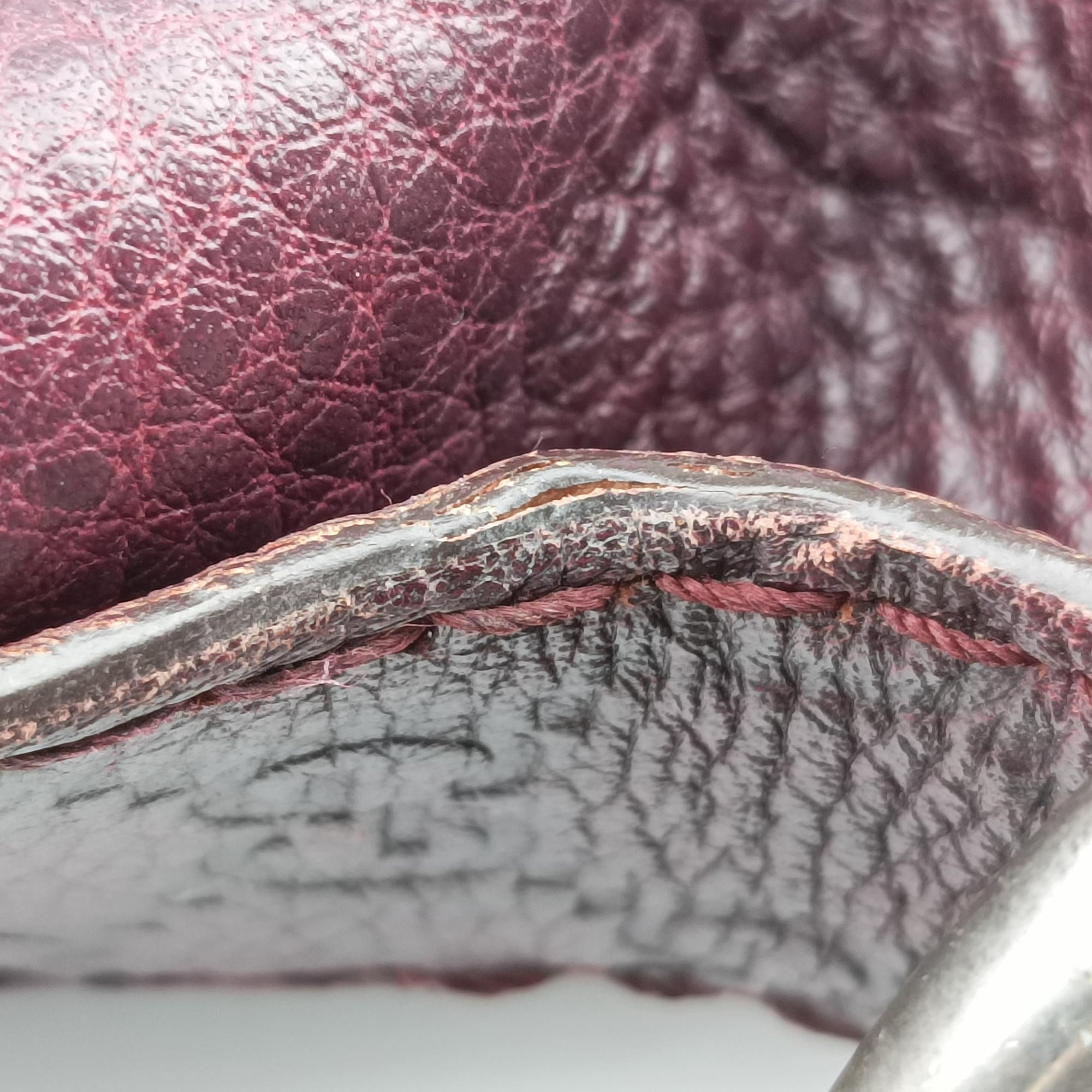 Secondhand Gucci Medium Bamboo Burgundy Leather 232959 handbag | stylenewstar
