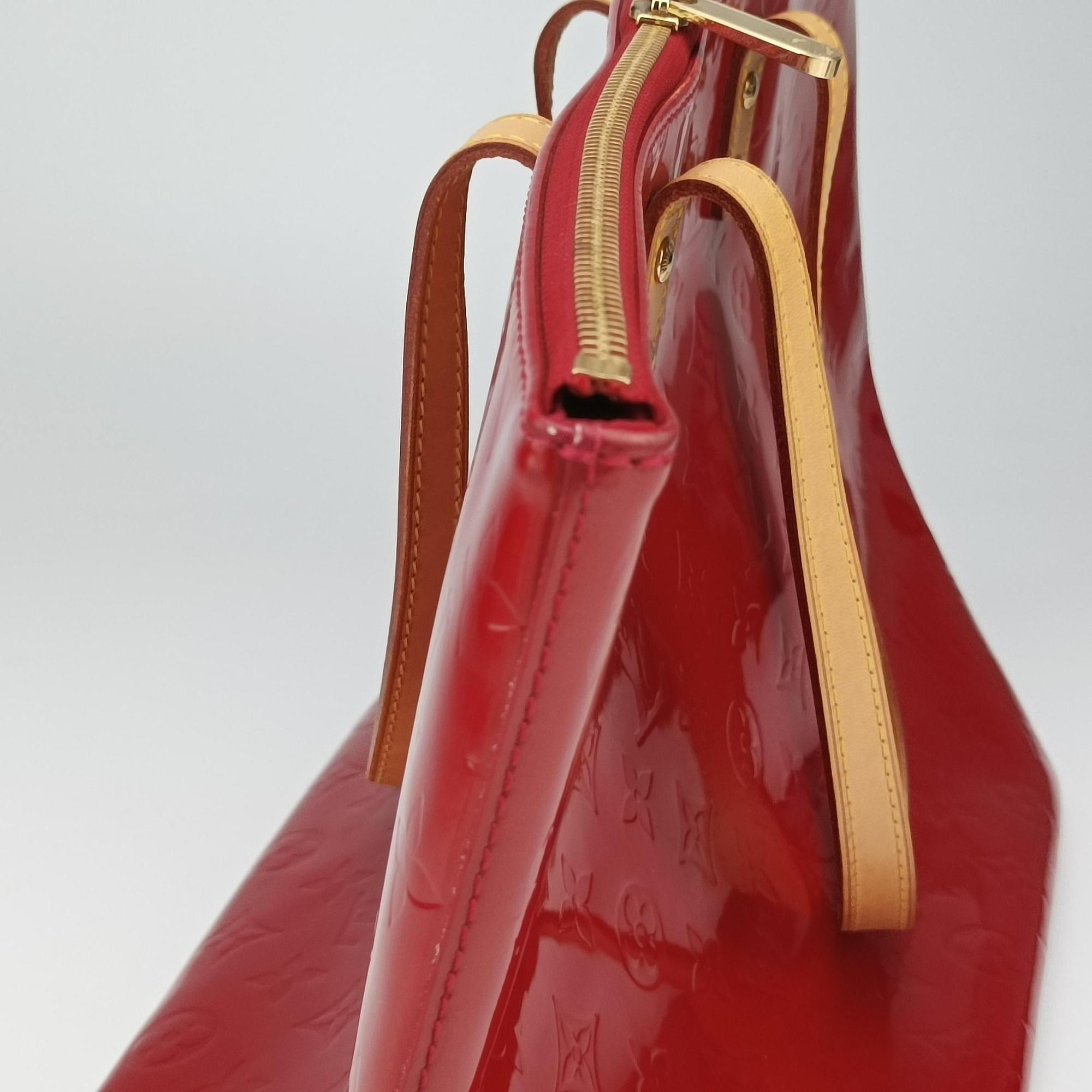Pre-owned Louis Vuitton Bellevue GM Pomme d'Amour Vernis M93587 handbag | stylenewstar