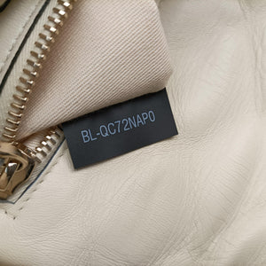 Pre-owned Valentino CANDYSTUD White Leather  shoulderbag | stylenewstar