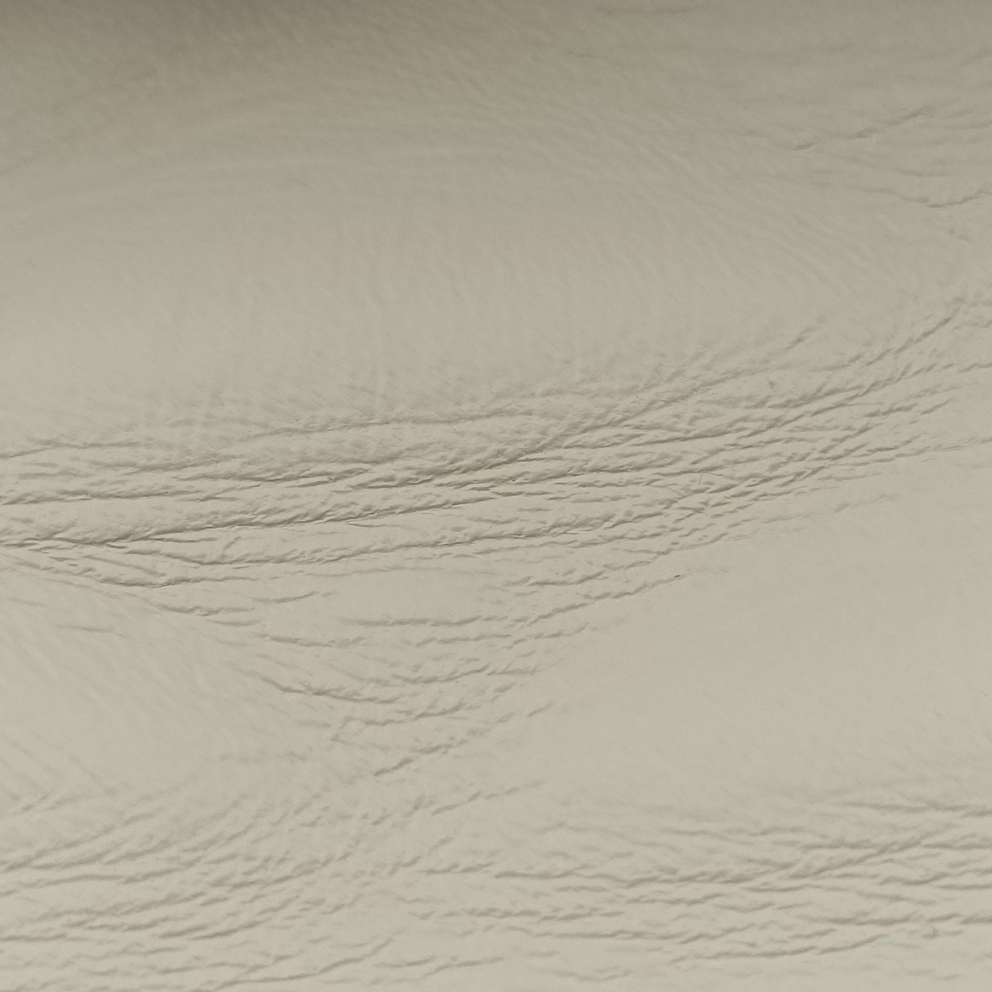 Pre-owned Valentino CANDYSTUD White Leather  shoulderbag | stylenewstar