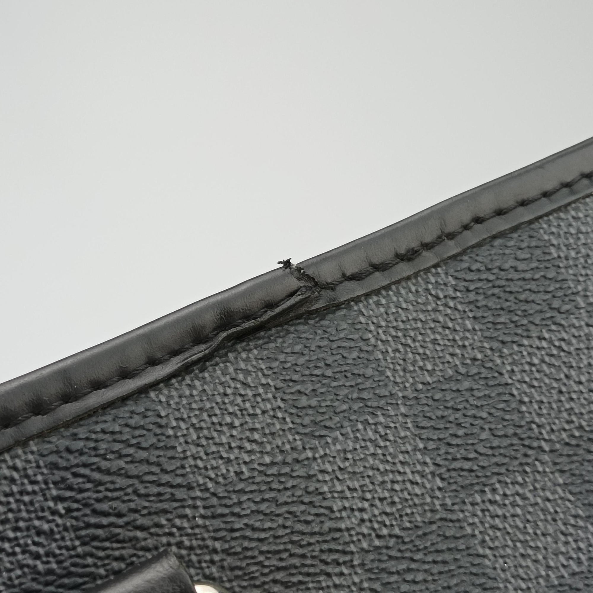 Vintage Louis Vuitton TADAO Noir Damier Graphite N51192 shoulderbag | stylenewstar