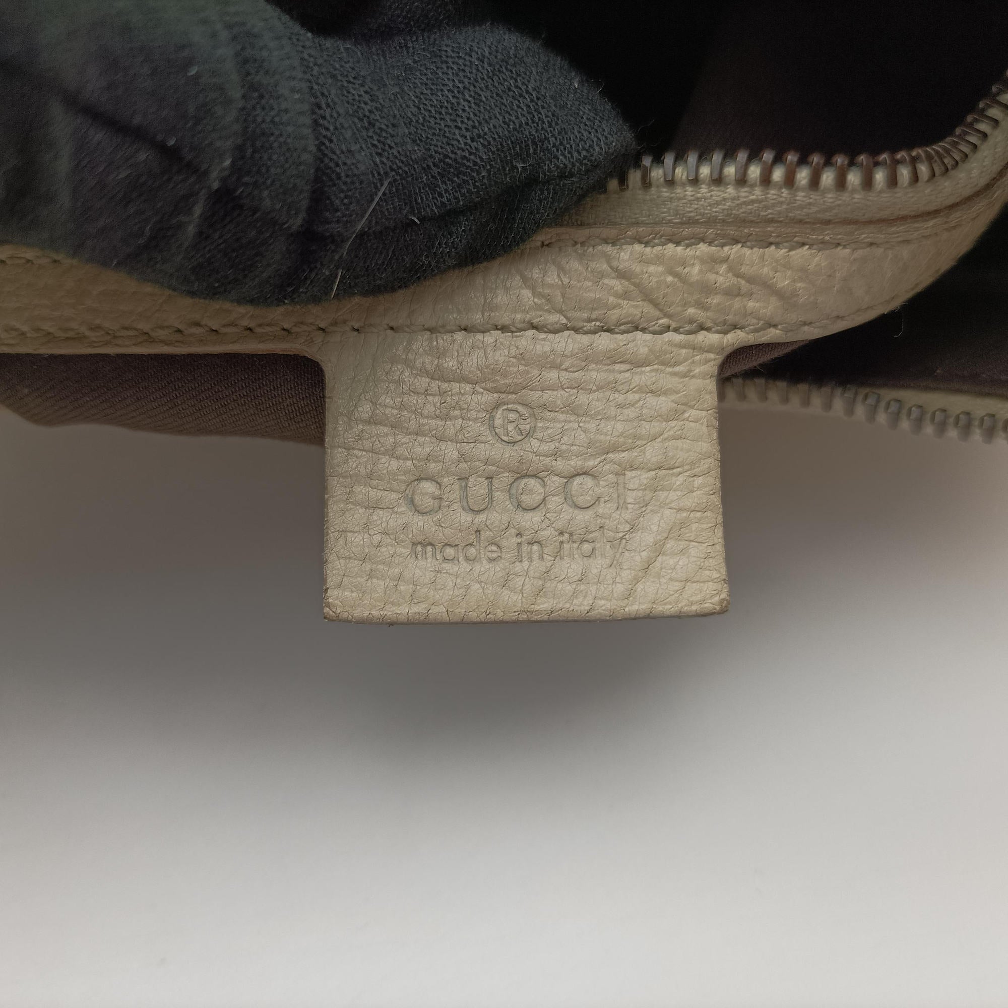 Secondhand Gucci Horsebit Hobo Beige Leather 114890 handbag | stylenewstar