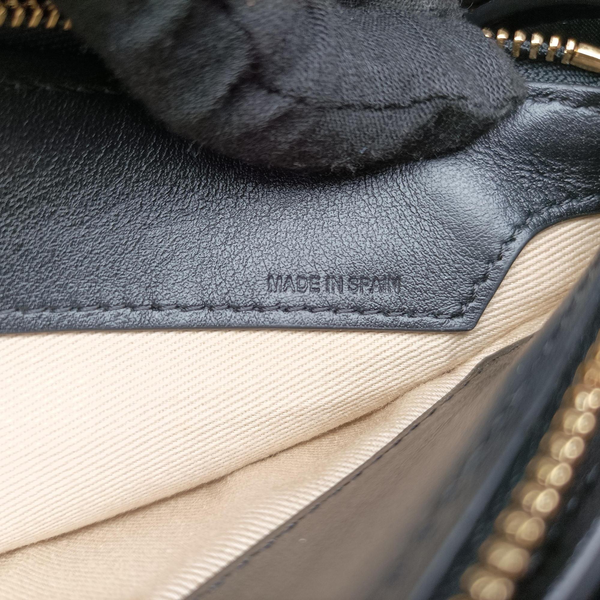 Pre-owned Chloe Roy Black Leather  shoulderbag | stylenewstar