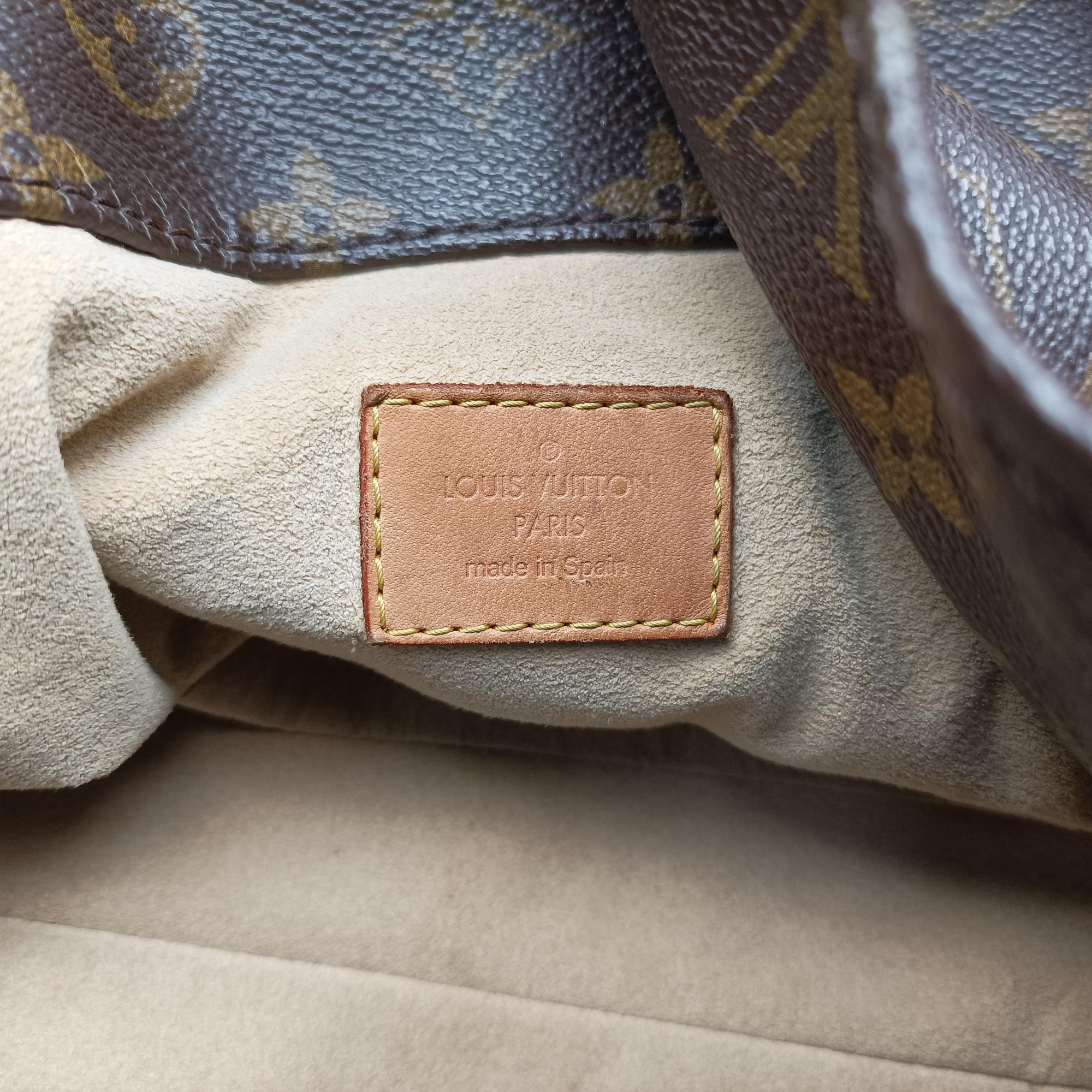 Pre-owned Louis Vuitton ARTSY GM Brown Monogram Canvas M40259 handbag | stylenewstar