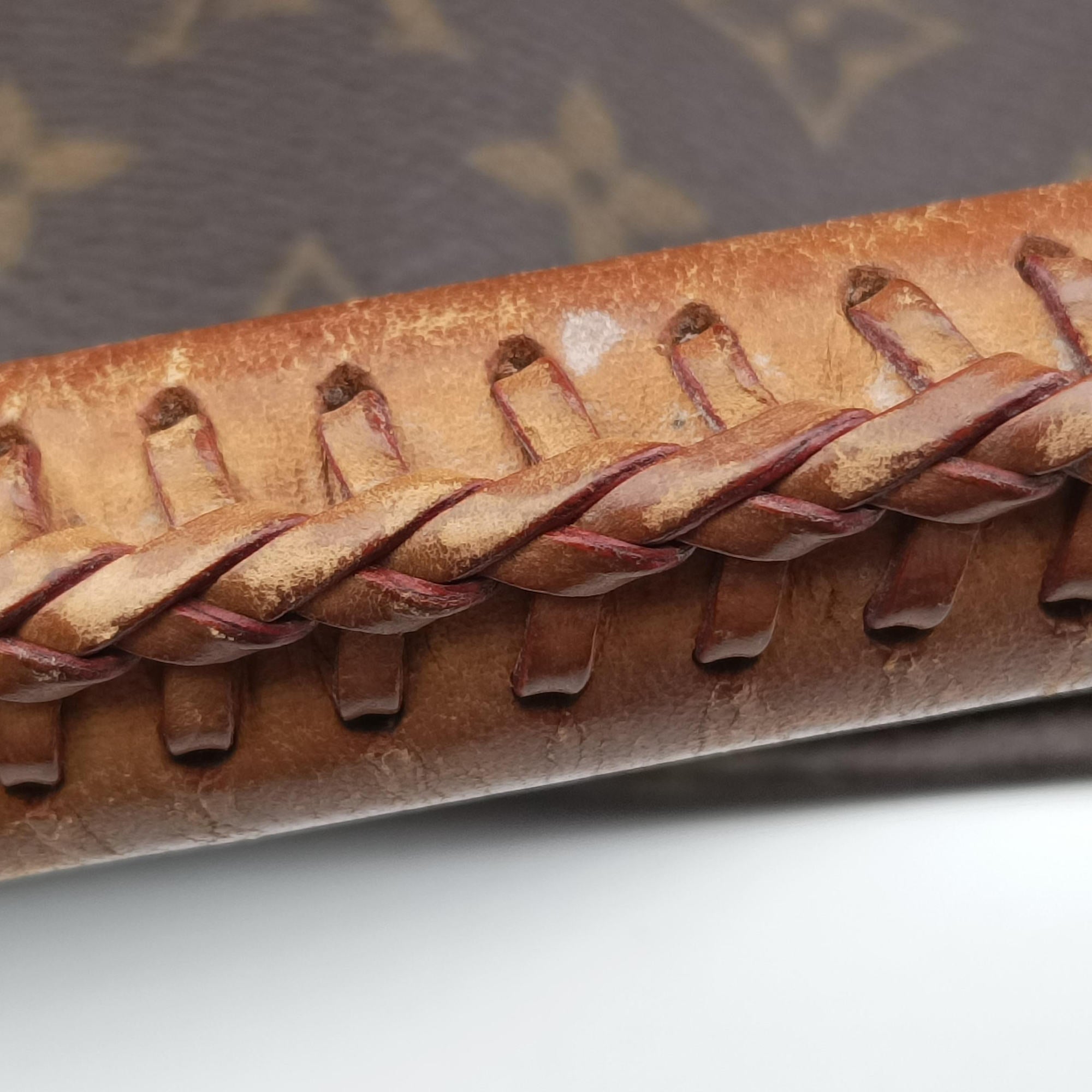 Pre-owned Louis Vuitton ARTSY GM Brown Monogram Canvas M40259 handbag | stylenewstar