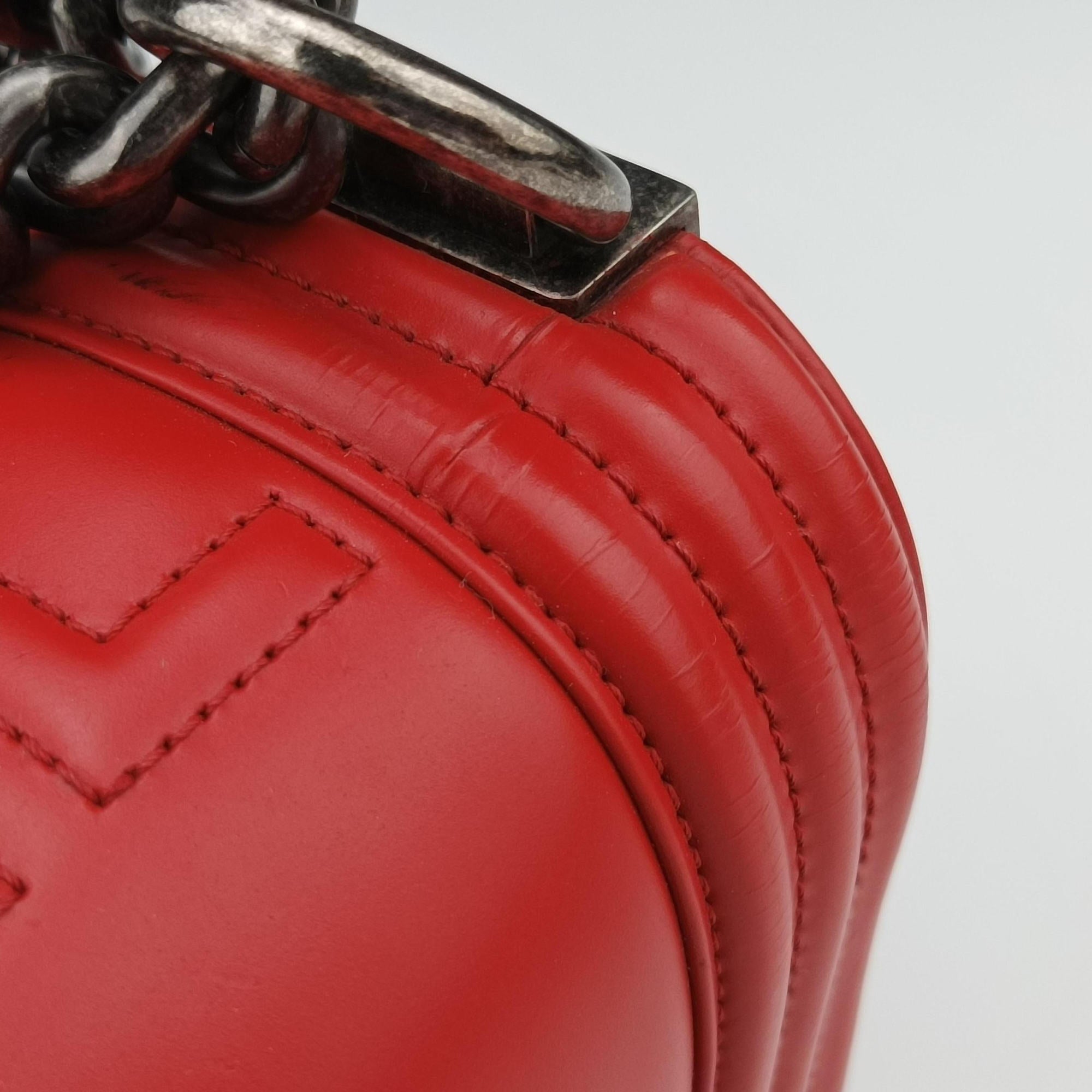 Pre-owned Chanel BOY CHANEL Red Leather A67086 shoulderbag | stylenewstar