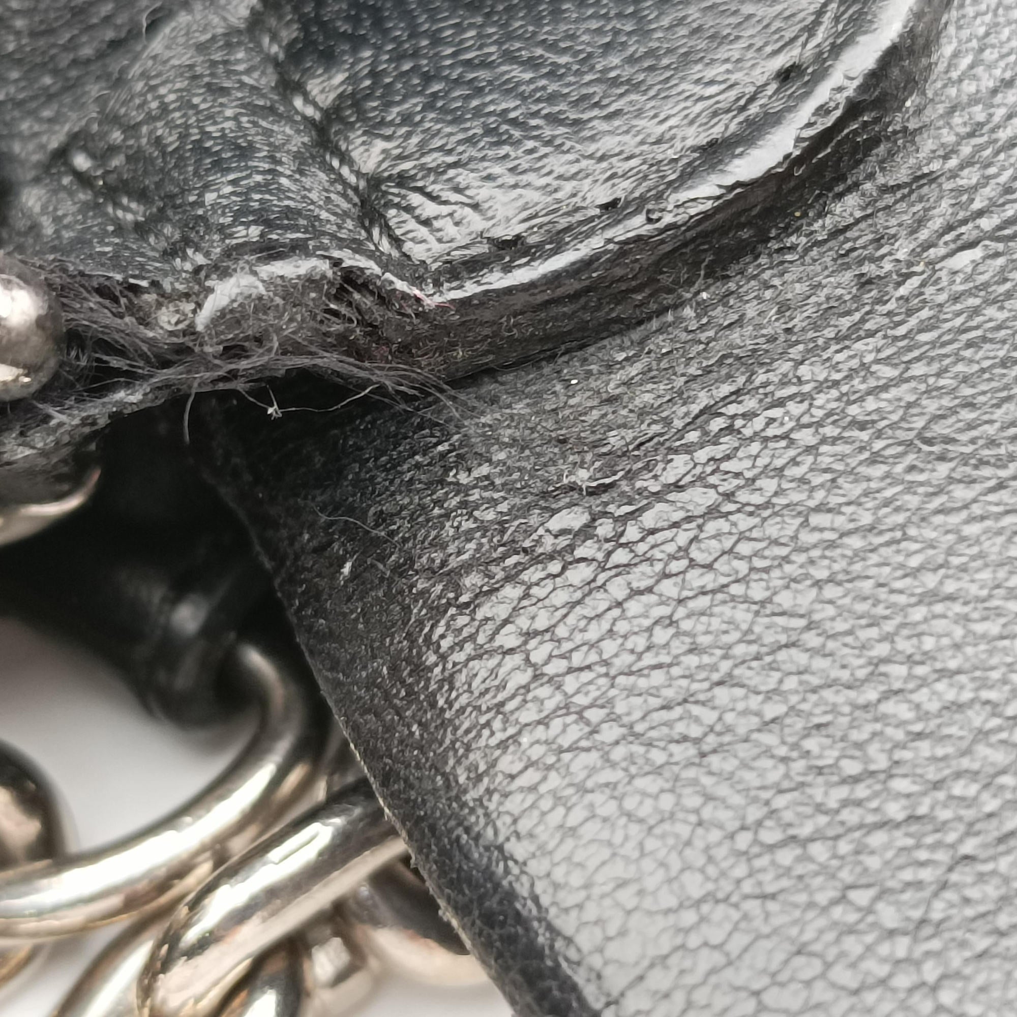 Secondhand Louis Vuitton Go-14 Mini Noir Leather M50999 shoulderbag | stylenewstar