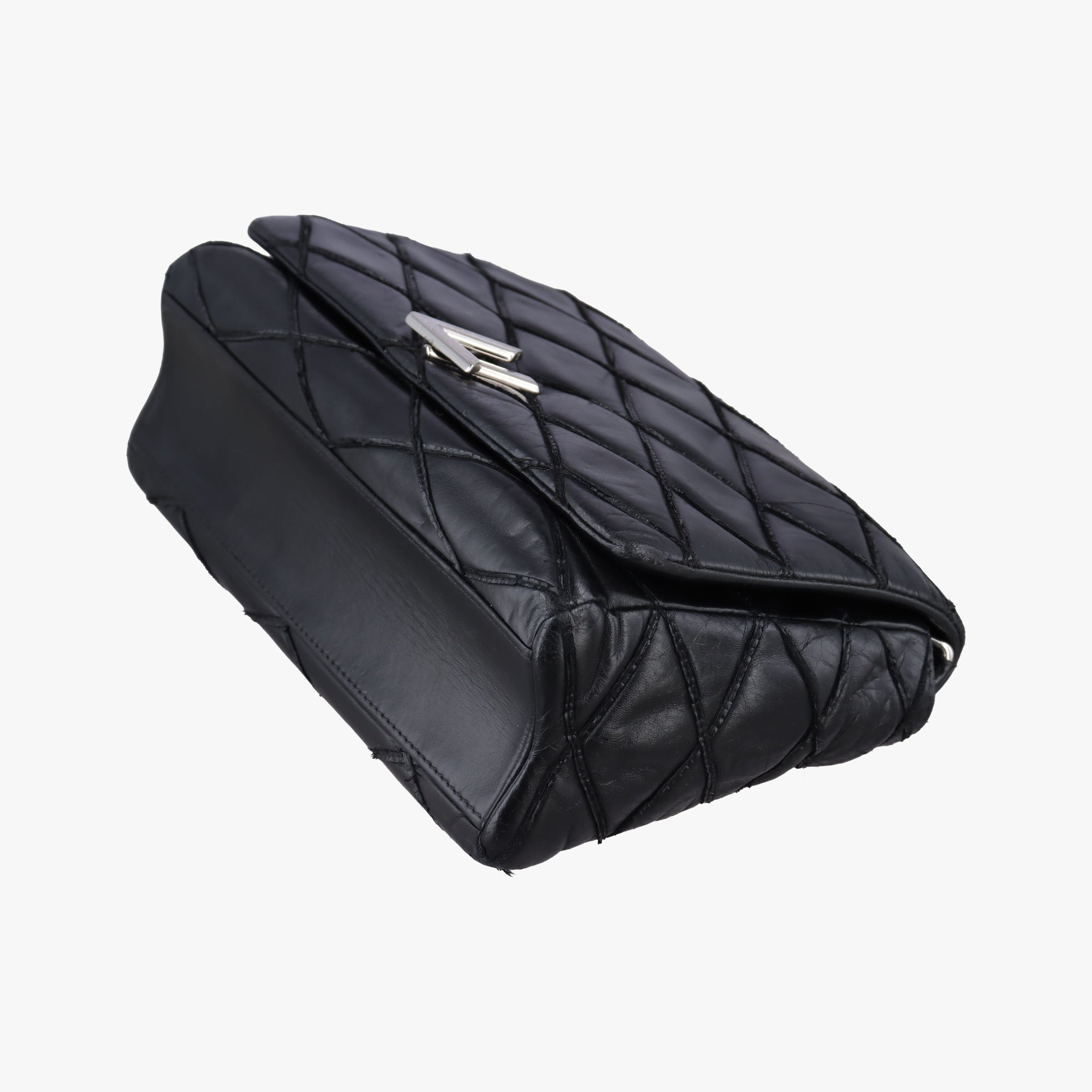 Secondhand Louis Vuitton Go-14 Mini Noir Leather M50999 shoulderbag | stylenewstar