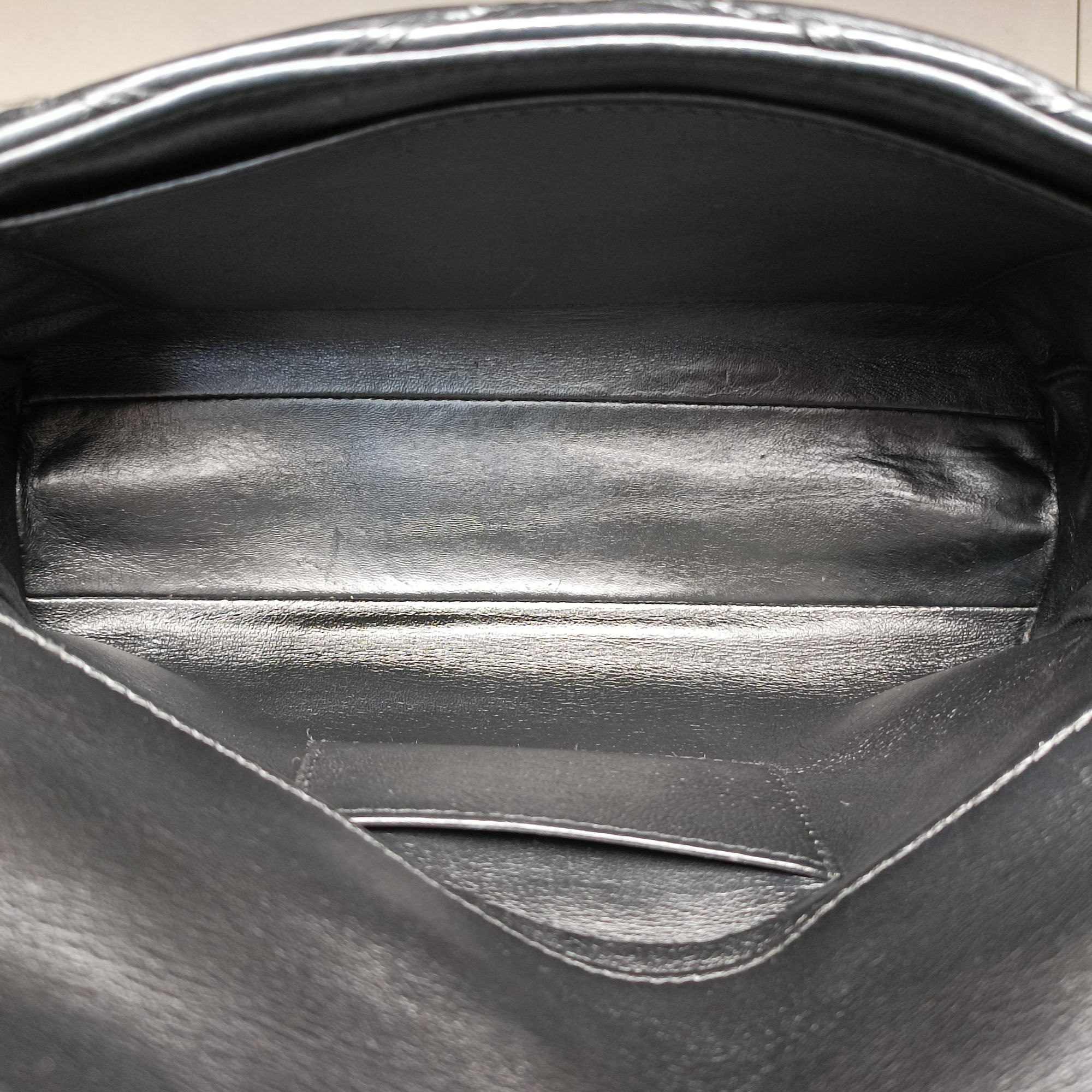 Secondhand Louis Vuitton Go-14 Mini Noir Leather M50999 shoulderbag | stylenewstar