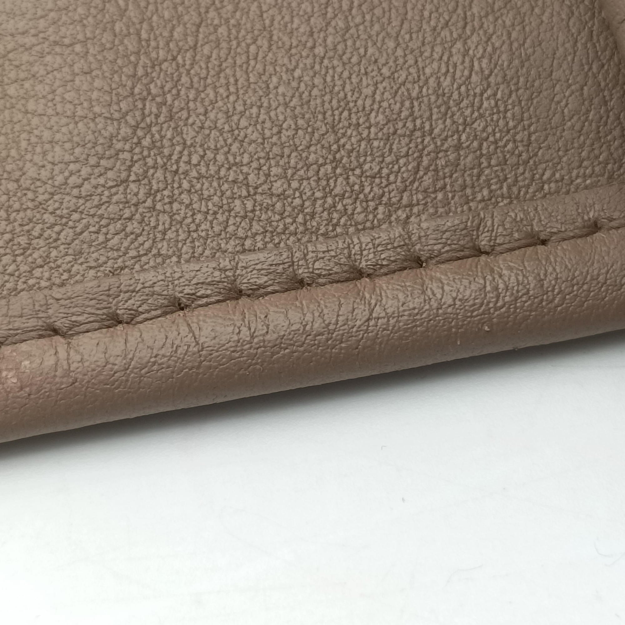 Pre-owned Gucci Guccissima Messenger Camel Leather 223665 shoulderbag | stylenewstar