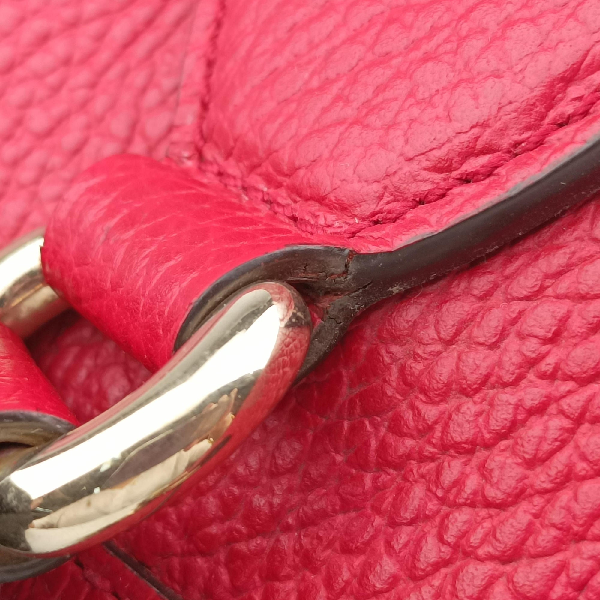 Pre-owned Gucci interlocking G Charmy Red Leather 449659 handbag | stylenewstar