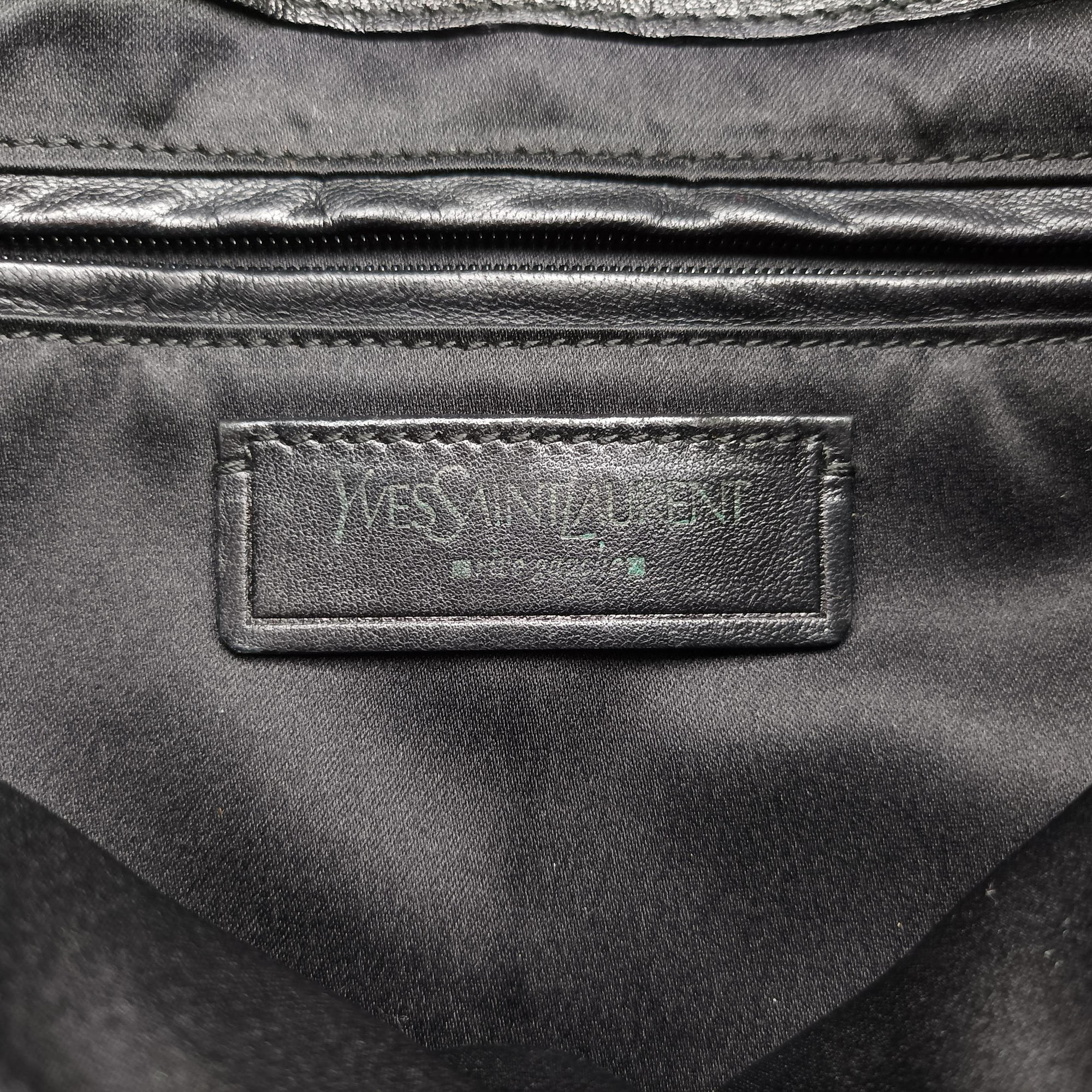 Pre-owned Yves Saint Laurent Saharienne Black Leather 139259 shoulderbag | stylenewstar