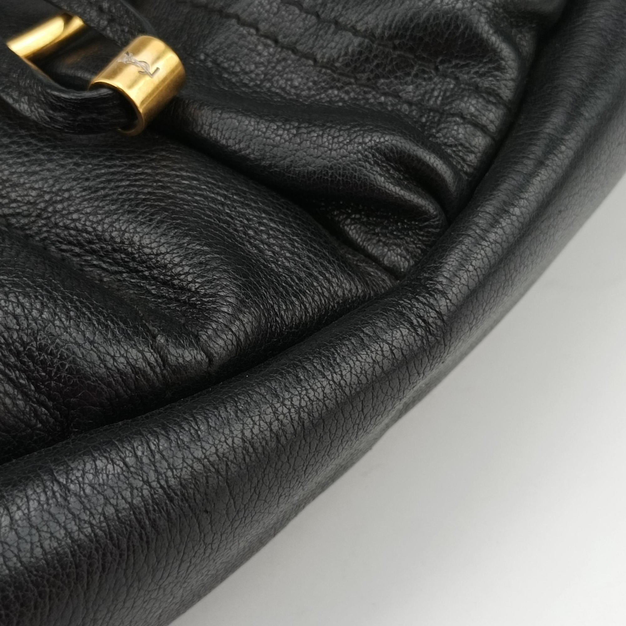 Pre-owned Yves Saint Laurent Saharienne Black Leather 139259 shoulderbag | stylenewstar