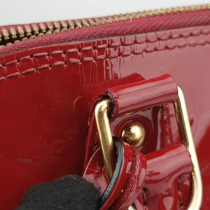 Pre-owned Louis Vuitton Alma PM pomme d'amour Vernis M90096 handbag | stylenewstar