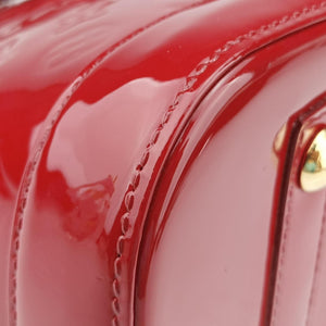 Pre-owned Louis Vuitton Alma PM pomme d'amour Vernis M90096 handbag | stylenewstar