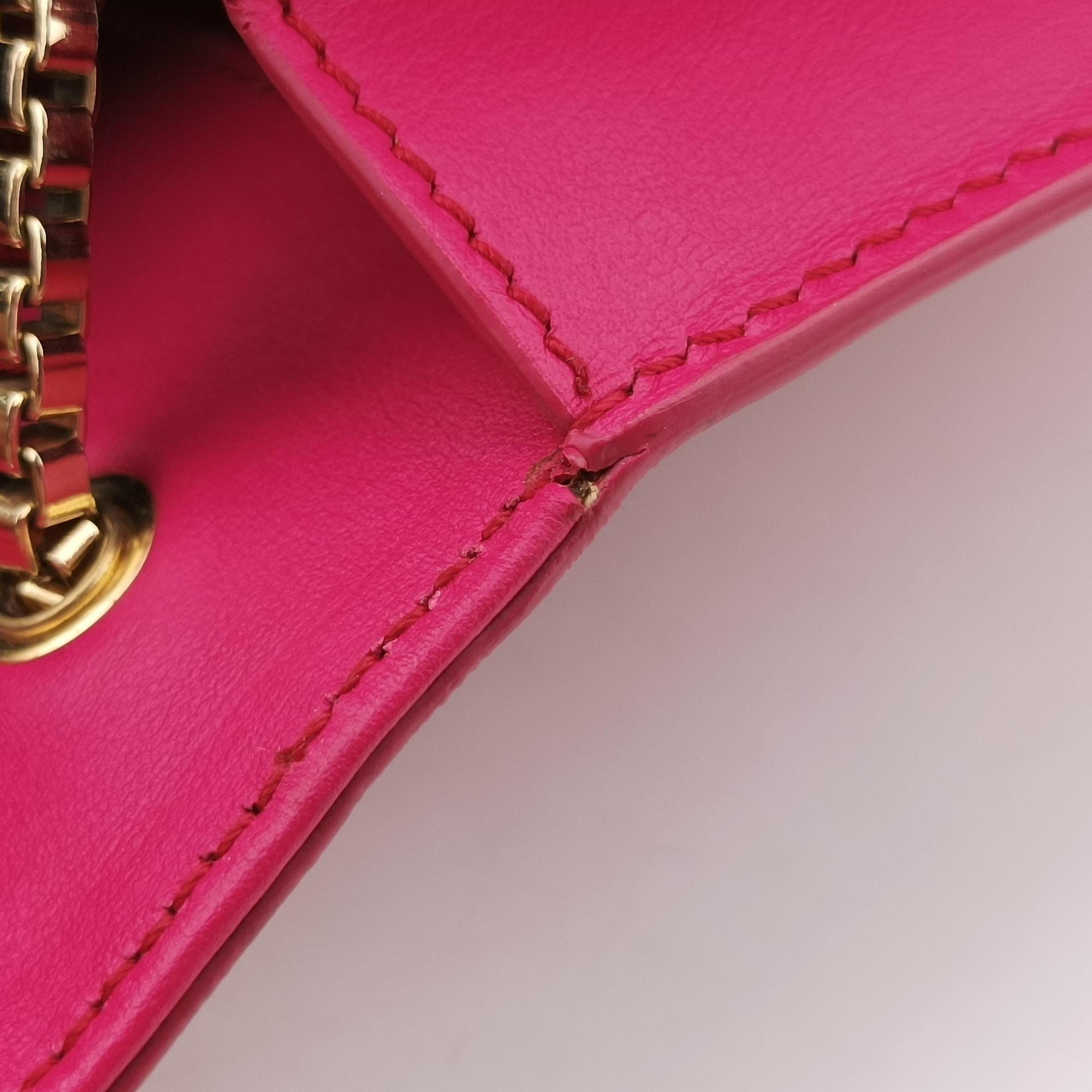Pre-owned Ferragamo Thalia Rose Leather  shoulderbag | stylenewstar