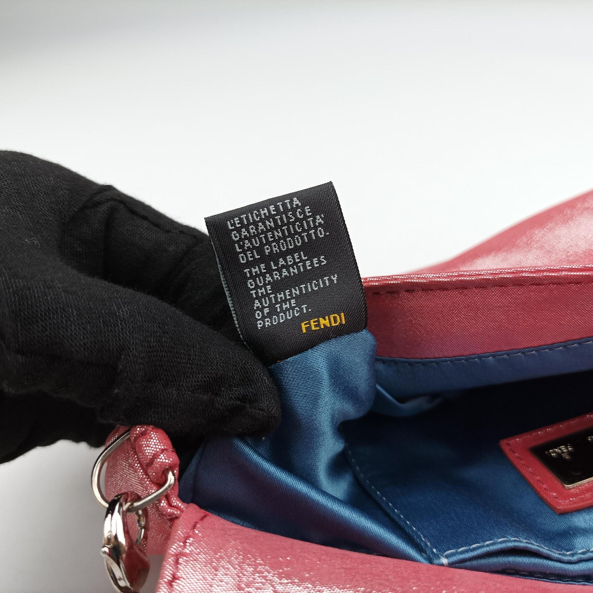 Secondhand Fendi Mia Pochette Pink Leather 8BP046 shoulderbag | stylenewstar