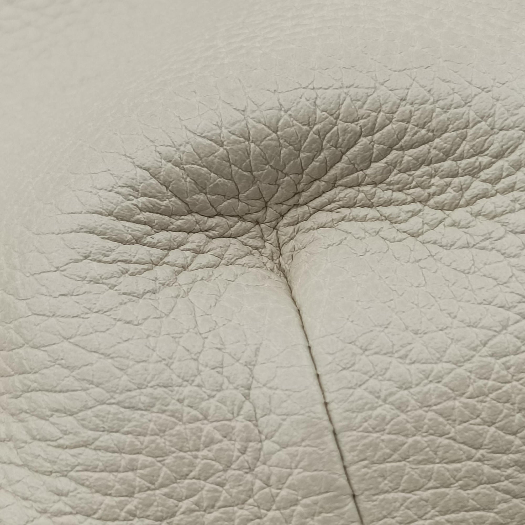 Pre-owned Gucci Print White Leather 530412 bum bag/waist bag | stylenewstar