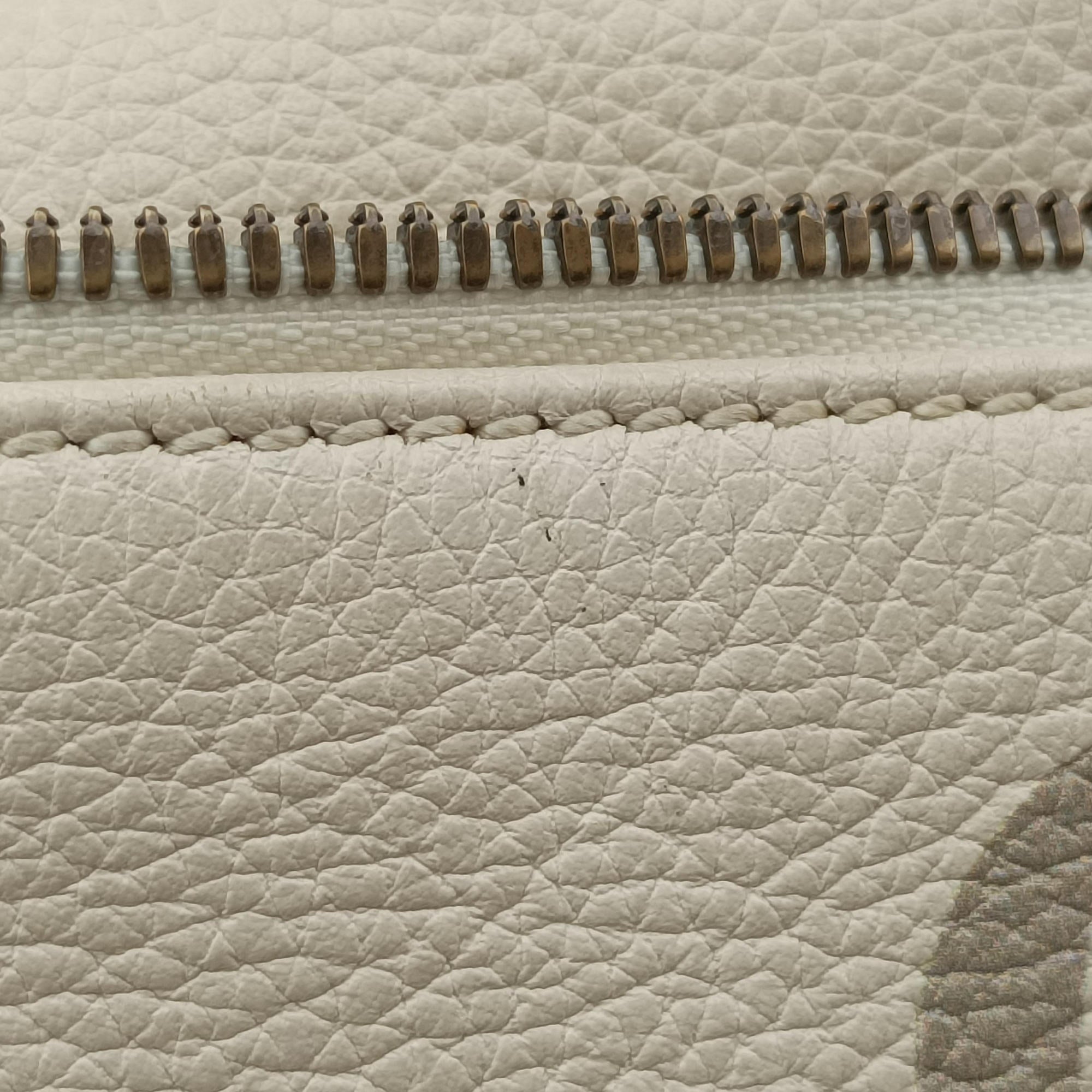 Pre-owned Gucci Print White Leather 530412 bum bag/waist bag | stylenewstar