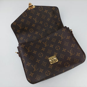 Secondhand Louis Vuitton Pochette Metis MM Brown Monogram Canvas M44875 shoulderbag | stylenewstar