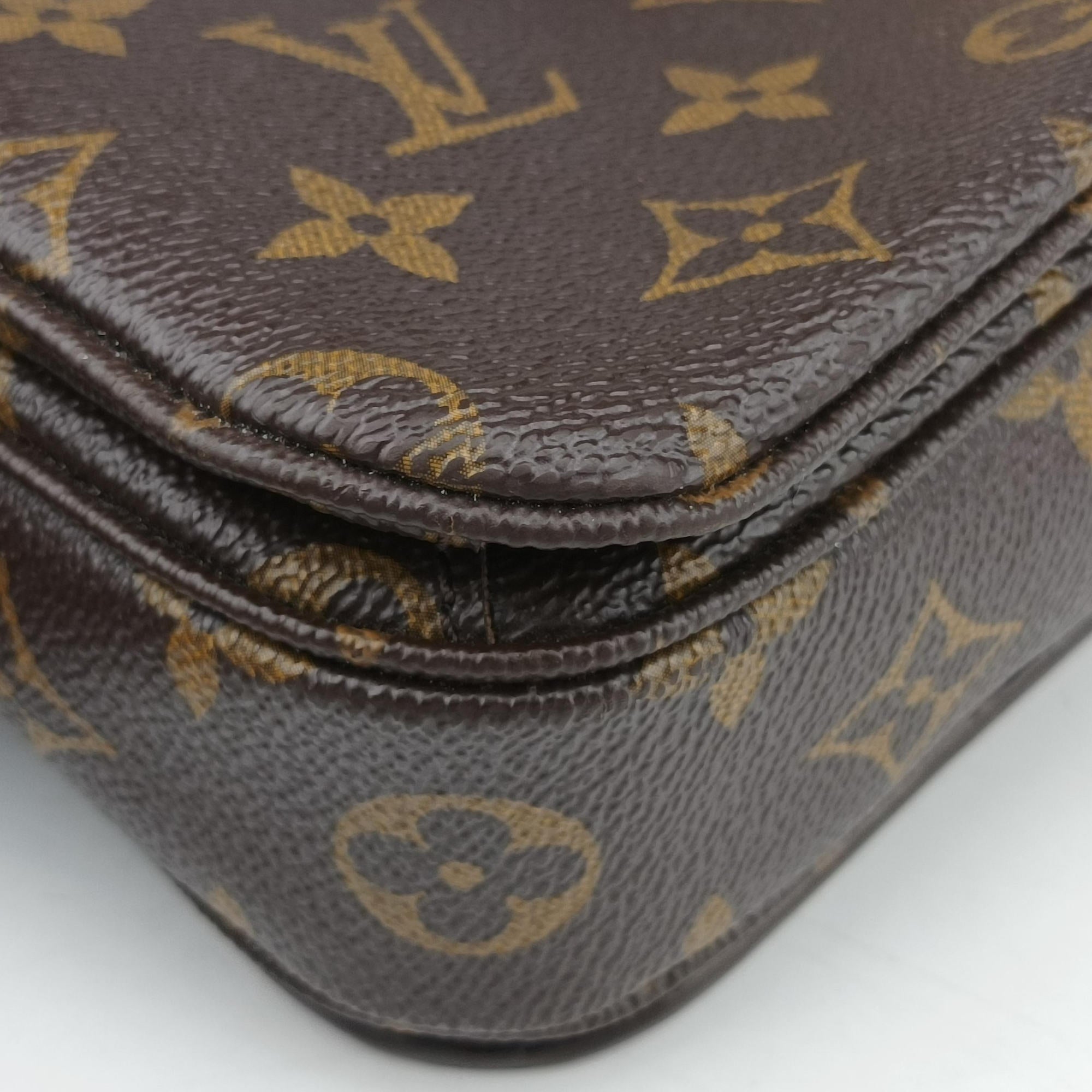 Secondhand Louis Vuitton Pochette Metis MM Brown Monogram Canvas M44875 shoulderbag | stylenewstar