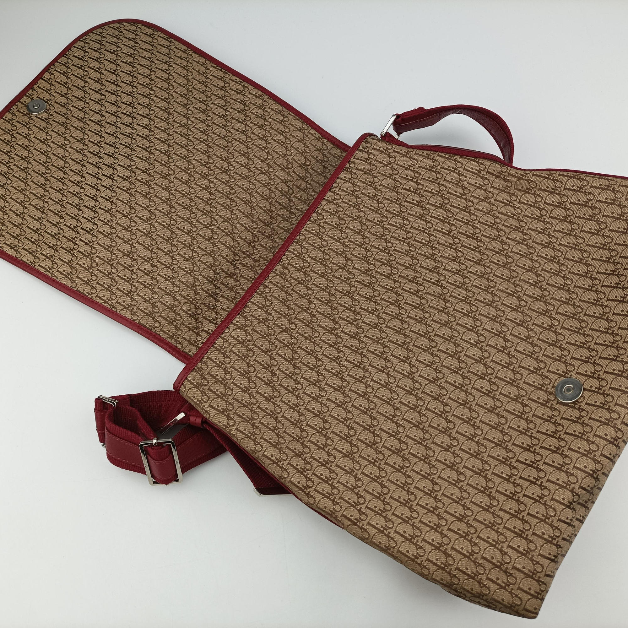 Secondhand Christian Dior Street Chic Messenger Red × Brown Jacquard Canvas×Leather  shoulderbag | stylenewstar