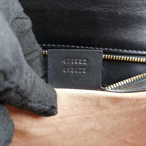 Pre-owned Gucci Sylvie Black Leather 421882 shoulderbag | stylenewstar