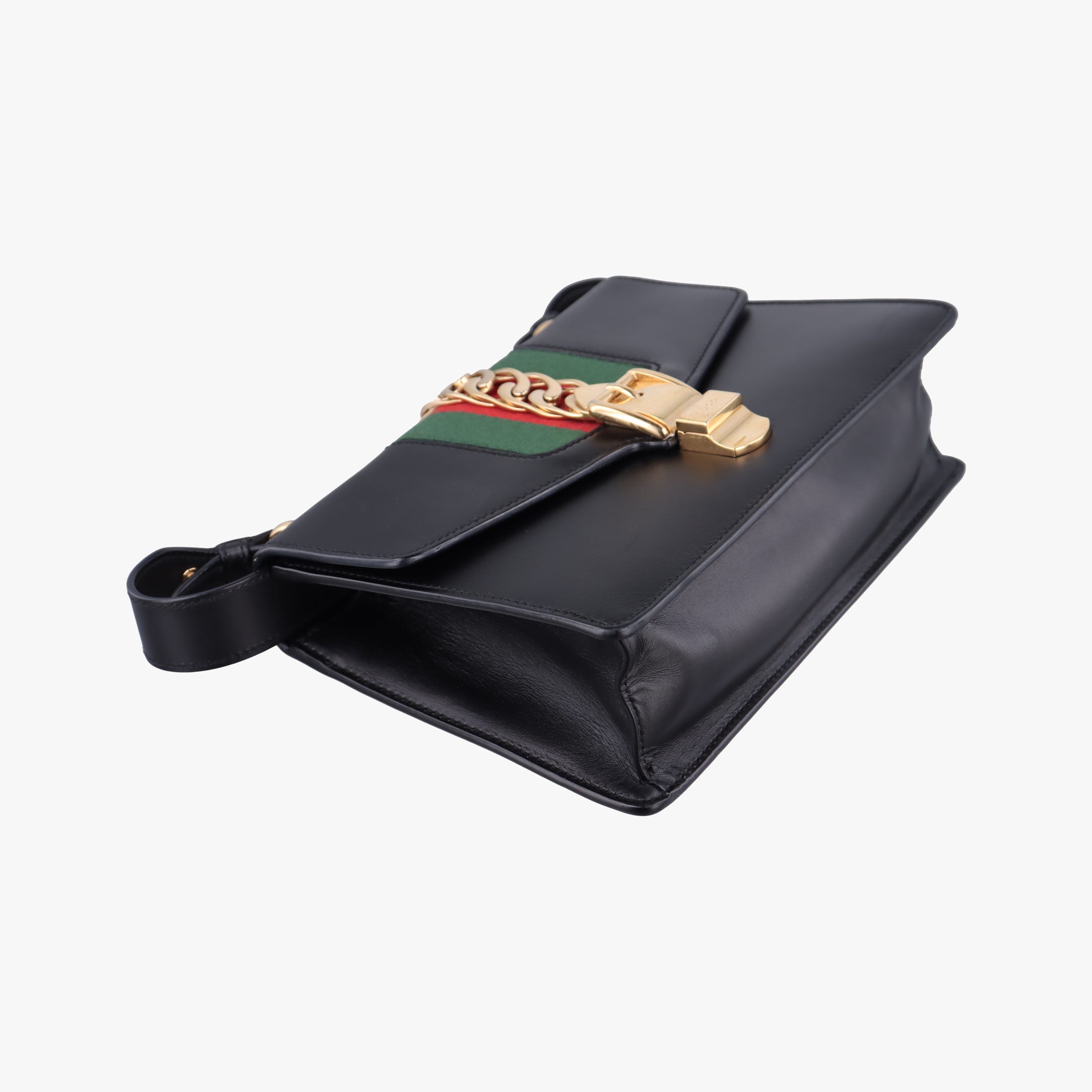 Pre-owned Gucci Sylvie Black Leather 421882 shoulderbag | stylenewstar