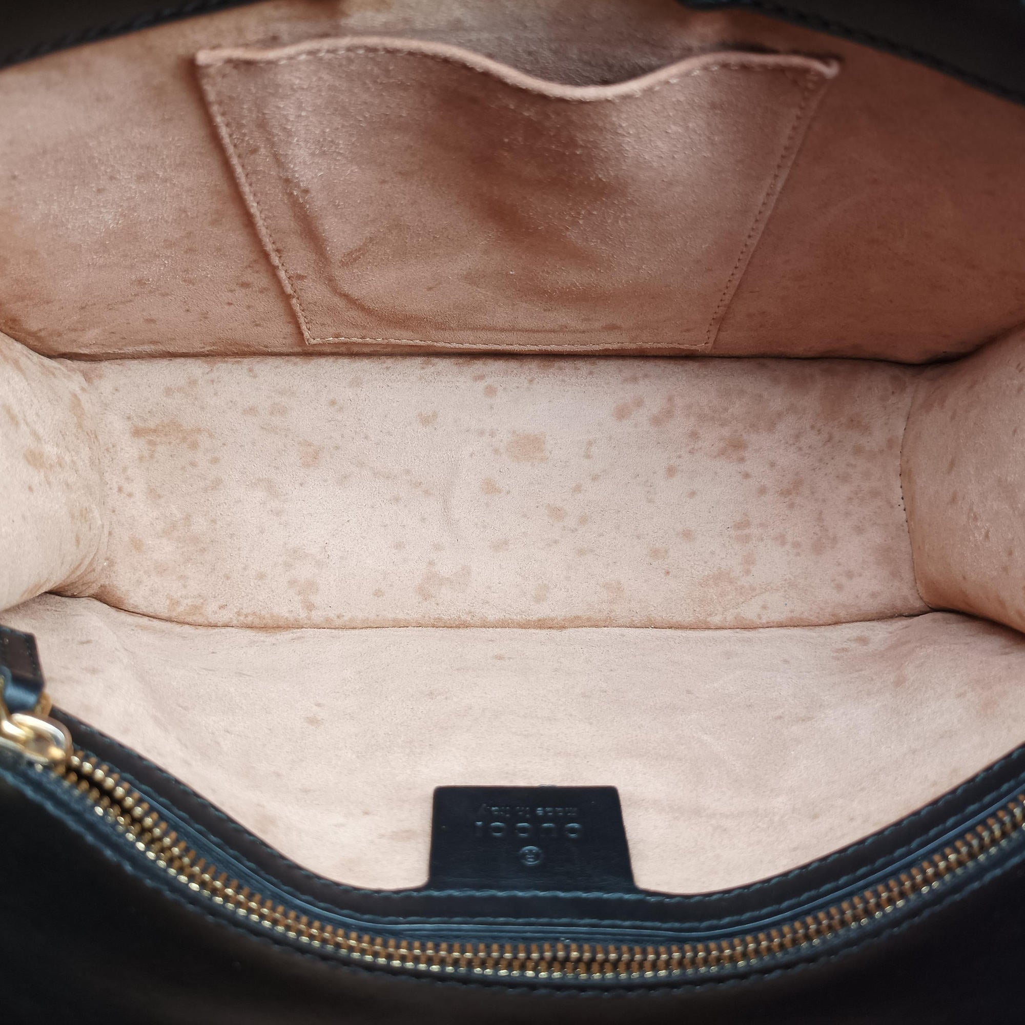 Pre-owned Gucci Sylvie Black Leather 421882 shoulderbag | stylenewstar