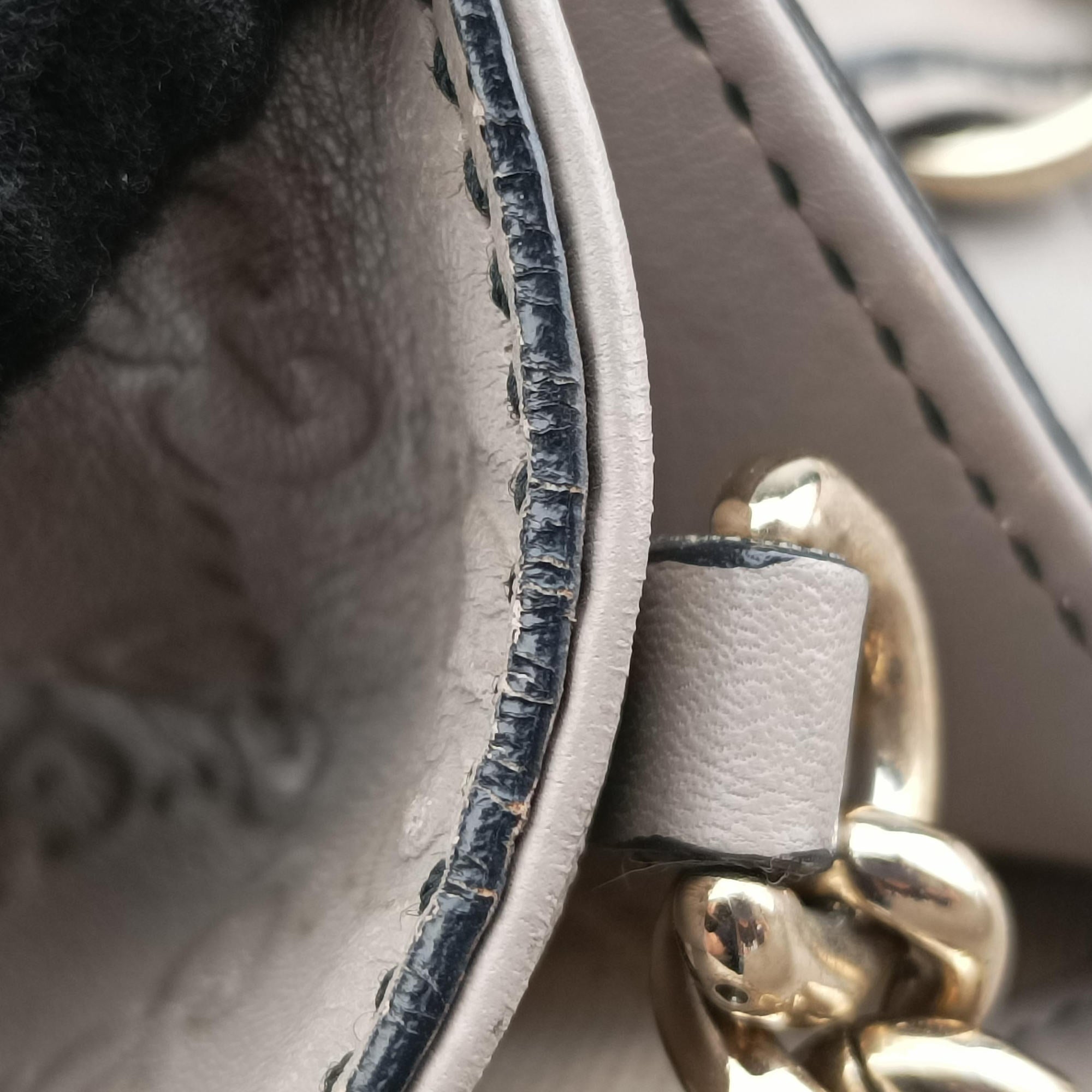 Vintage Gucci Emily Beige Leather 295402 shoulderbag | stylenewstar