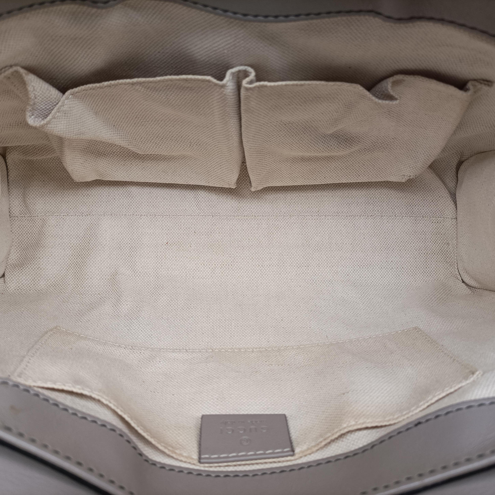 Vintage Gucci Emily Beige Leather 295402 shoulderbag | stylenewstar