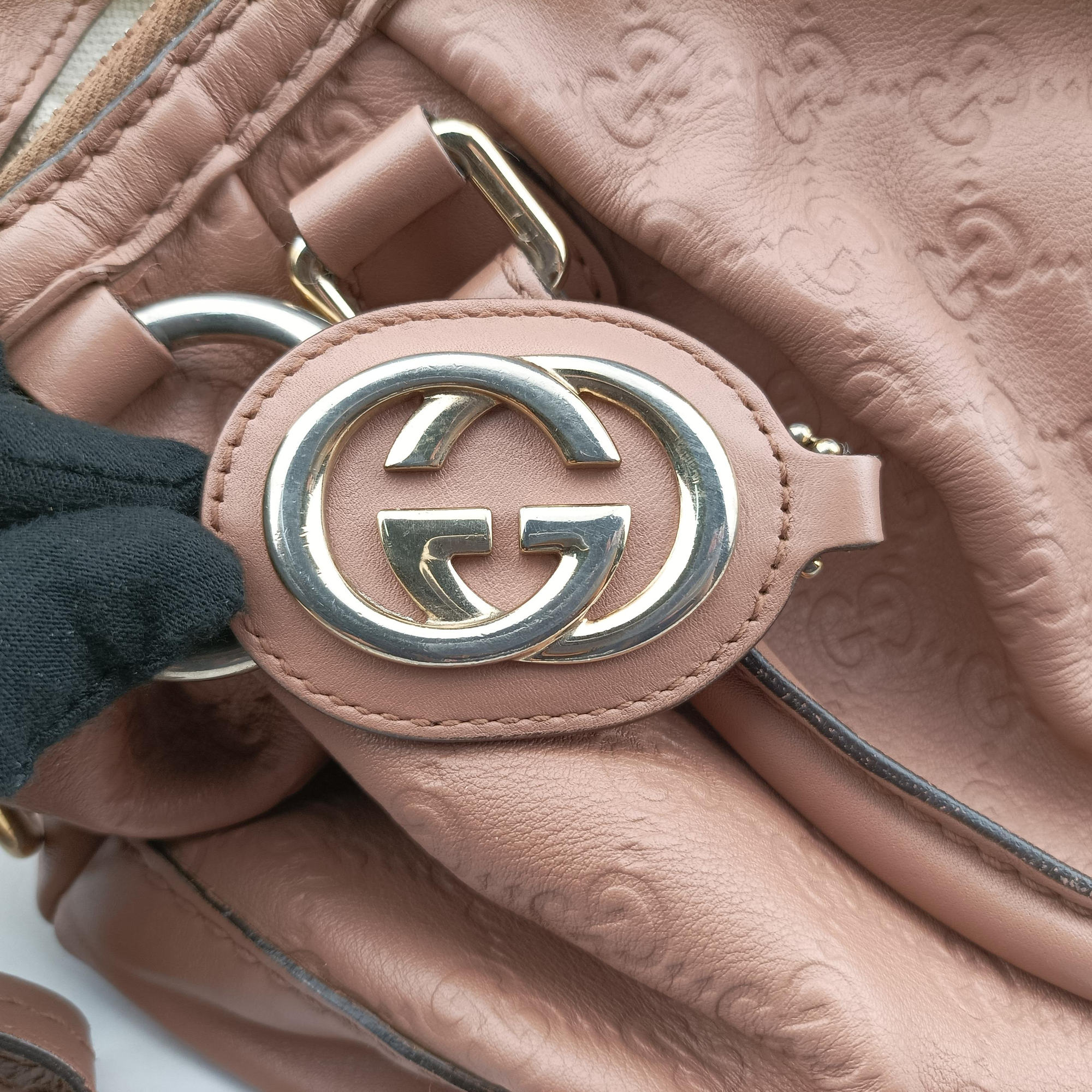 Pre-owned Gucci Sukey Beige Leather 247902 shoulderbag | stylenewstar