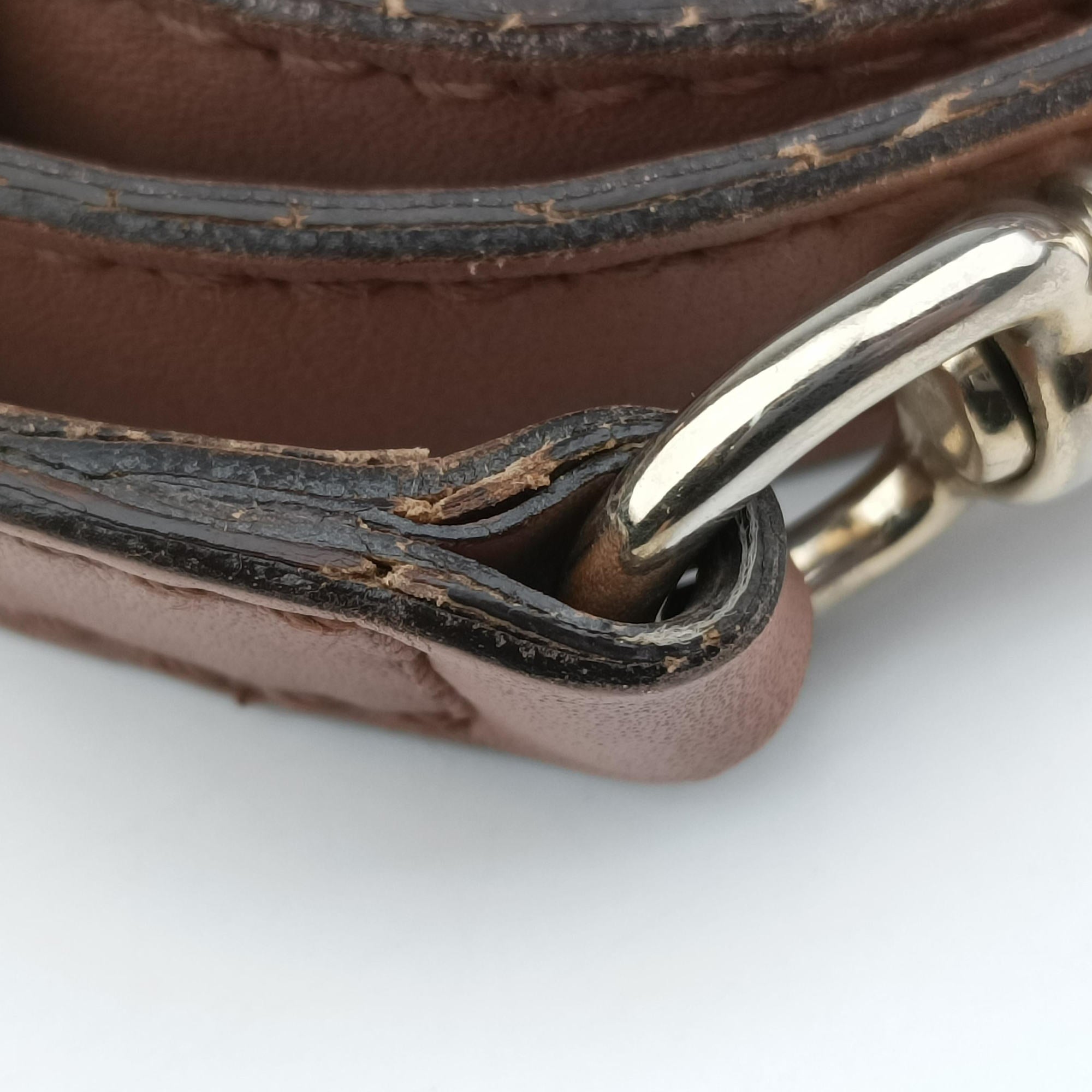 Pre-owned Gucci Sukey Beige Leather 247902 shoulderbag | stylenewstar