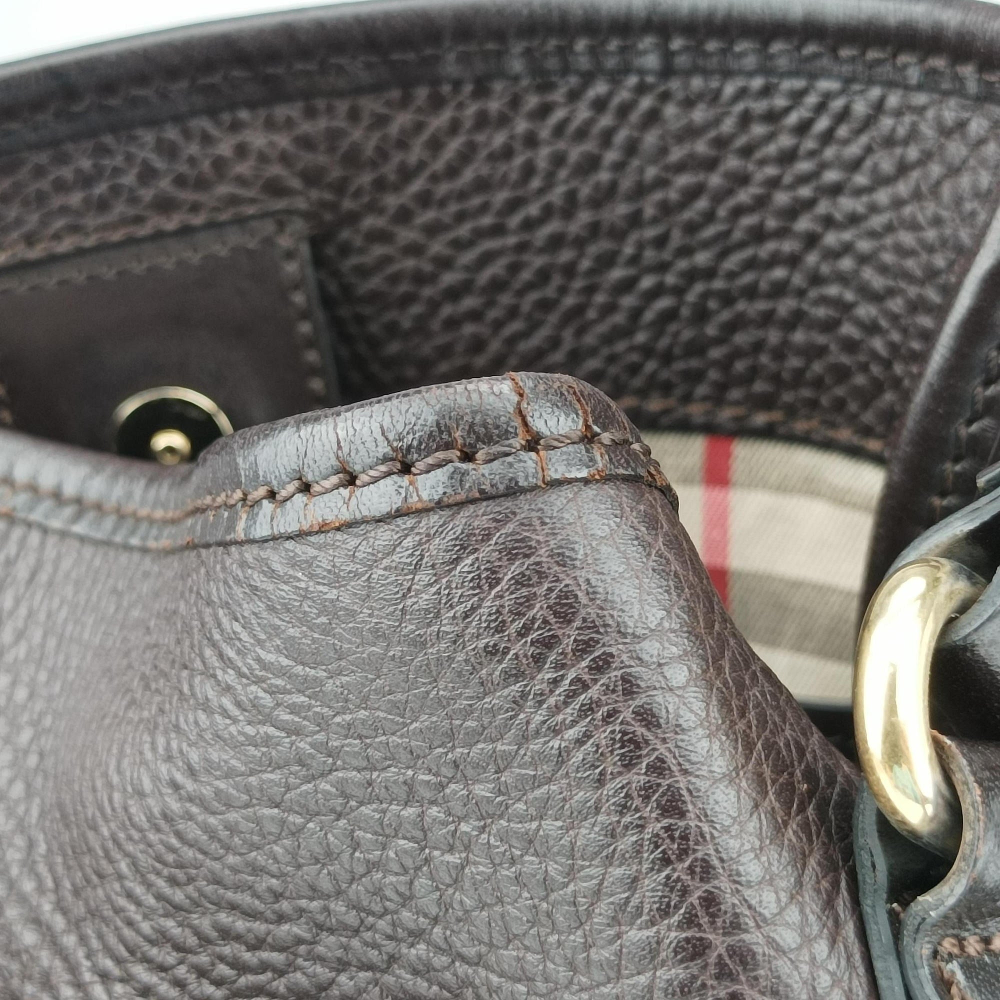 Pre-owned Burberry Canterbury Brown Leather  handbag | stylenewstar