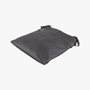 Vintage Louis Vuitton SASHA Glacier TAIGA M32630 shoulderbag | stylenewstar