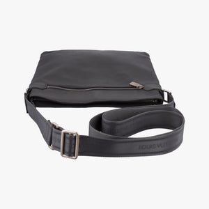 Vintage Louis Vuitton SASHA Glacier TAIGA M32630 shoulderbag | stylenewstar