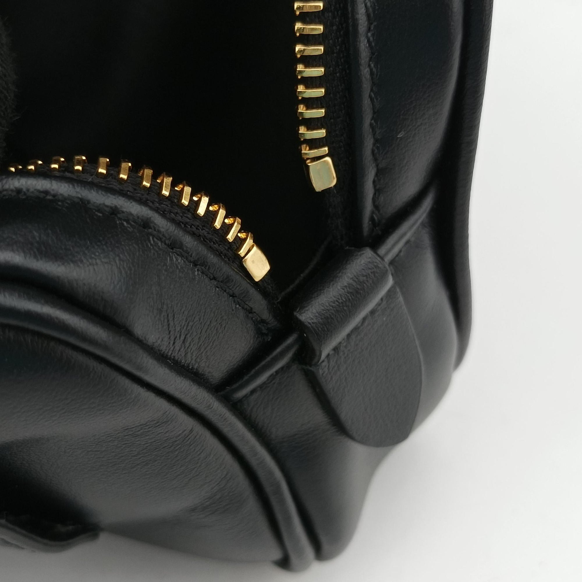 Vintage Miu Miu Logo belt Black leather  bum bag/waist bag | stylenewstar
