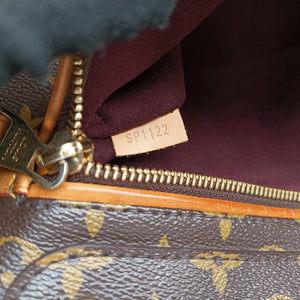Secondhand Louis Vuitton OLYMPE Brown×QUETSCHE Monogram Canvas×calf leather M40926 shoulderbag | stylenewstar