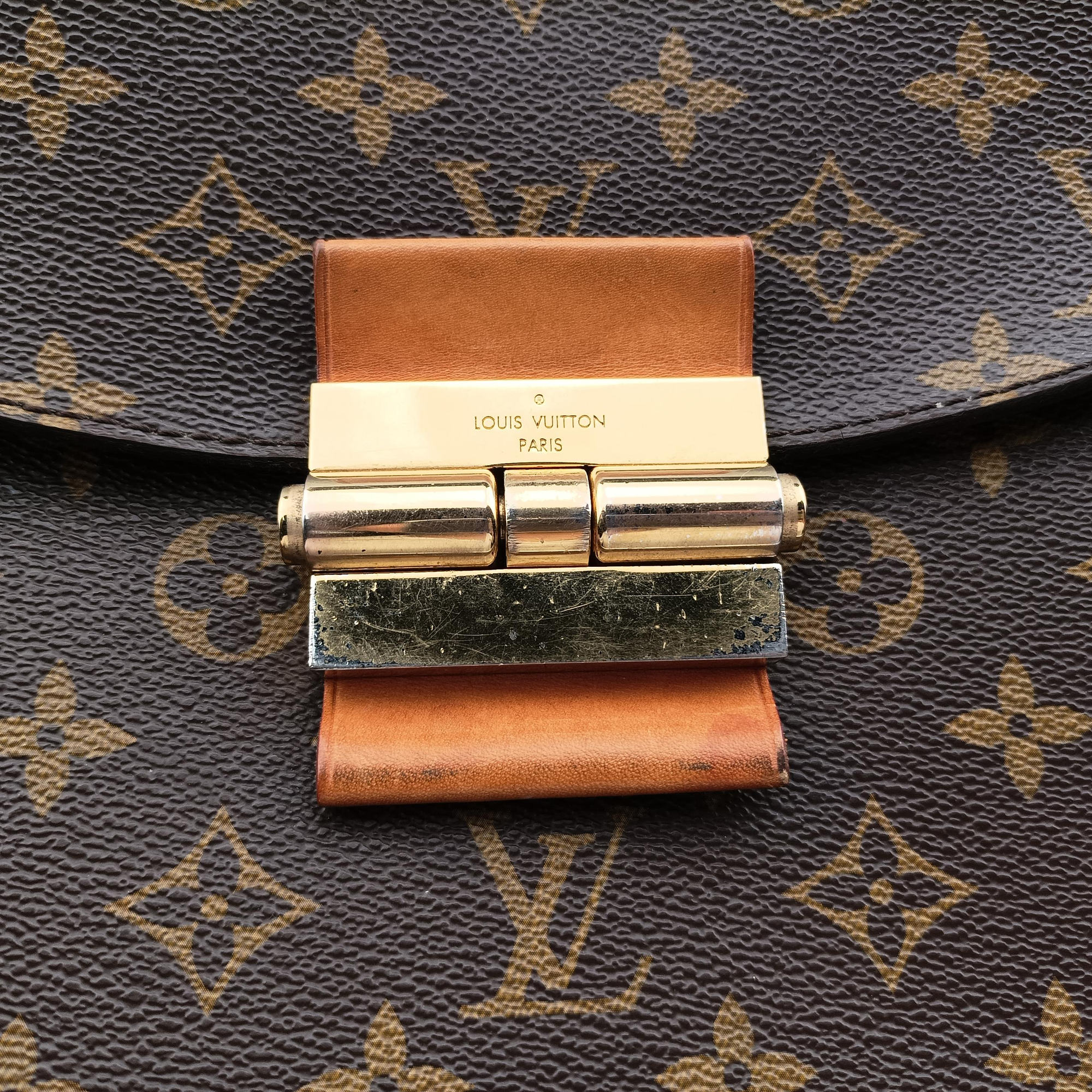Secondhand Louis Vuitton OLYMPE Brown×QUETSCHE Monogram Canvas×calf leather M40926 shoulderbag | stylenewstar