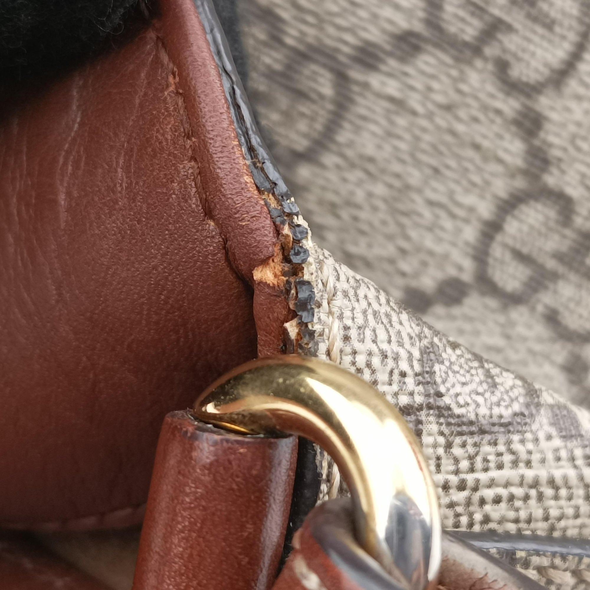 Pre-owned Gucci GG Blooms Brown PVC coated canvas 429147 shoulderbag | stylenewstar